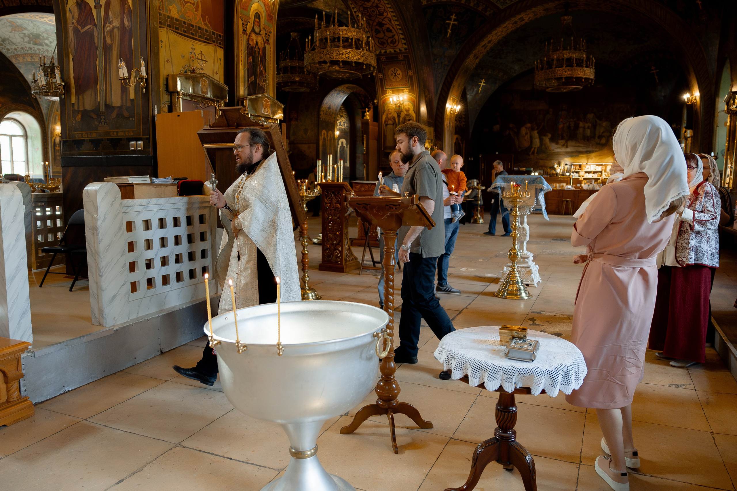 Таинство крещения Марка. Свадебный фотограф в Москве