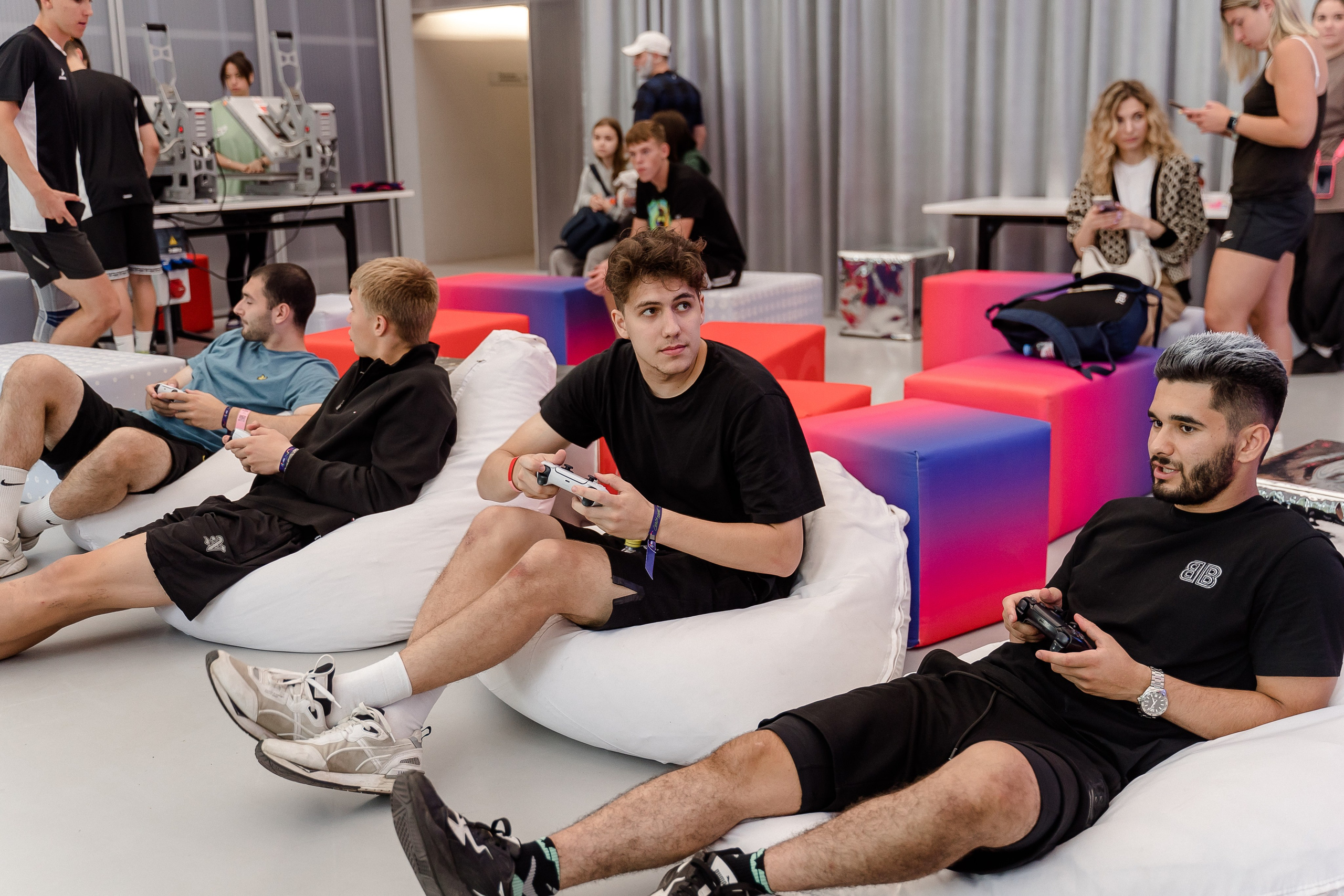 ФК «СКОРОСТЬ РЕШАЕТ» от СБП, РПЛ и Плюс Дача. Репортажный и свадебный фотограф в Москве