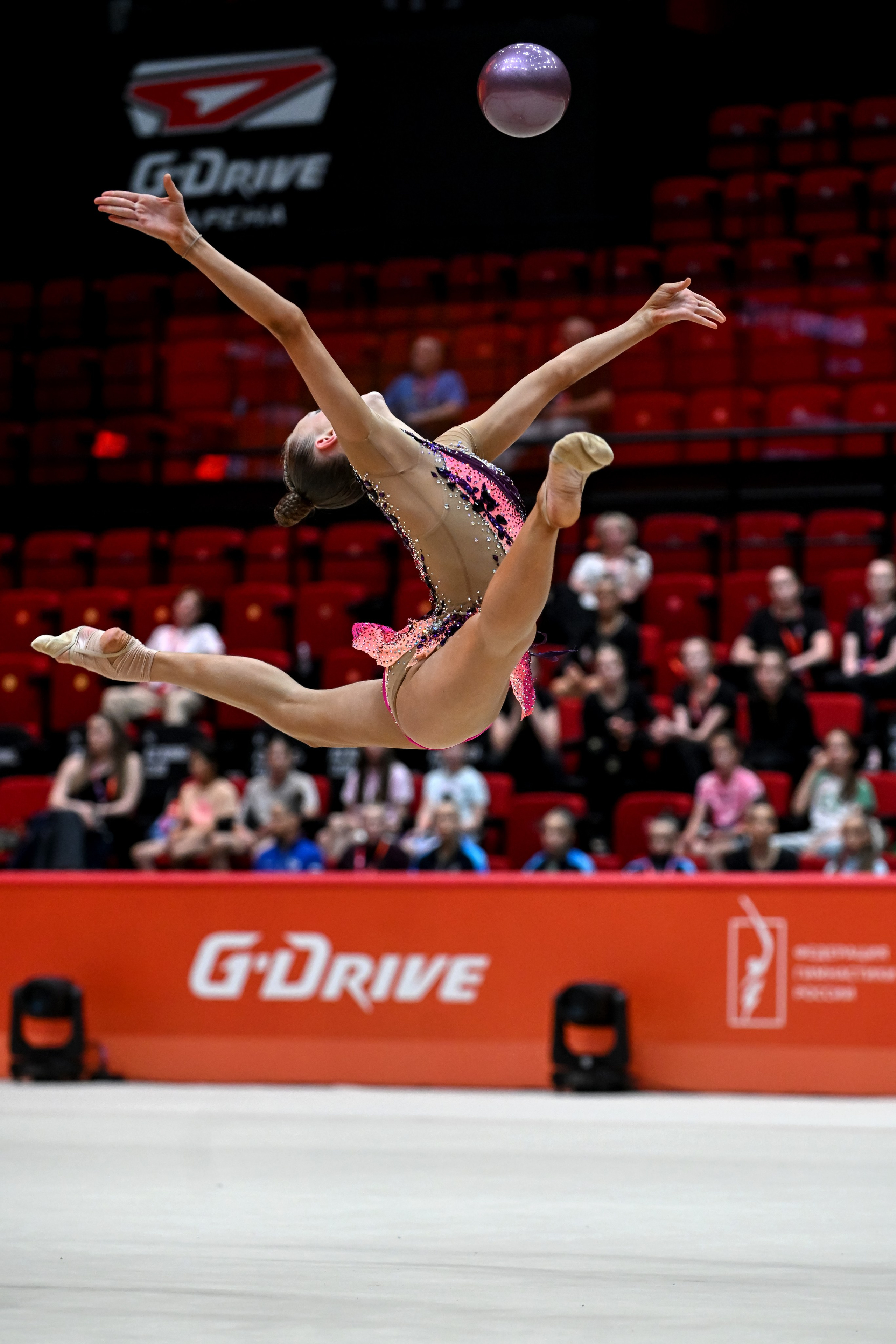 Международные соревнования по художественной гимнастике Evgeniya CUP 2026. Репортажный фотограф Юля Решетняк