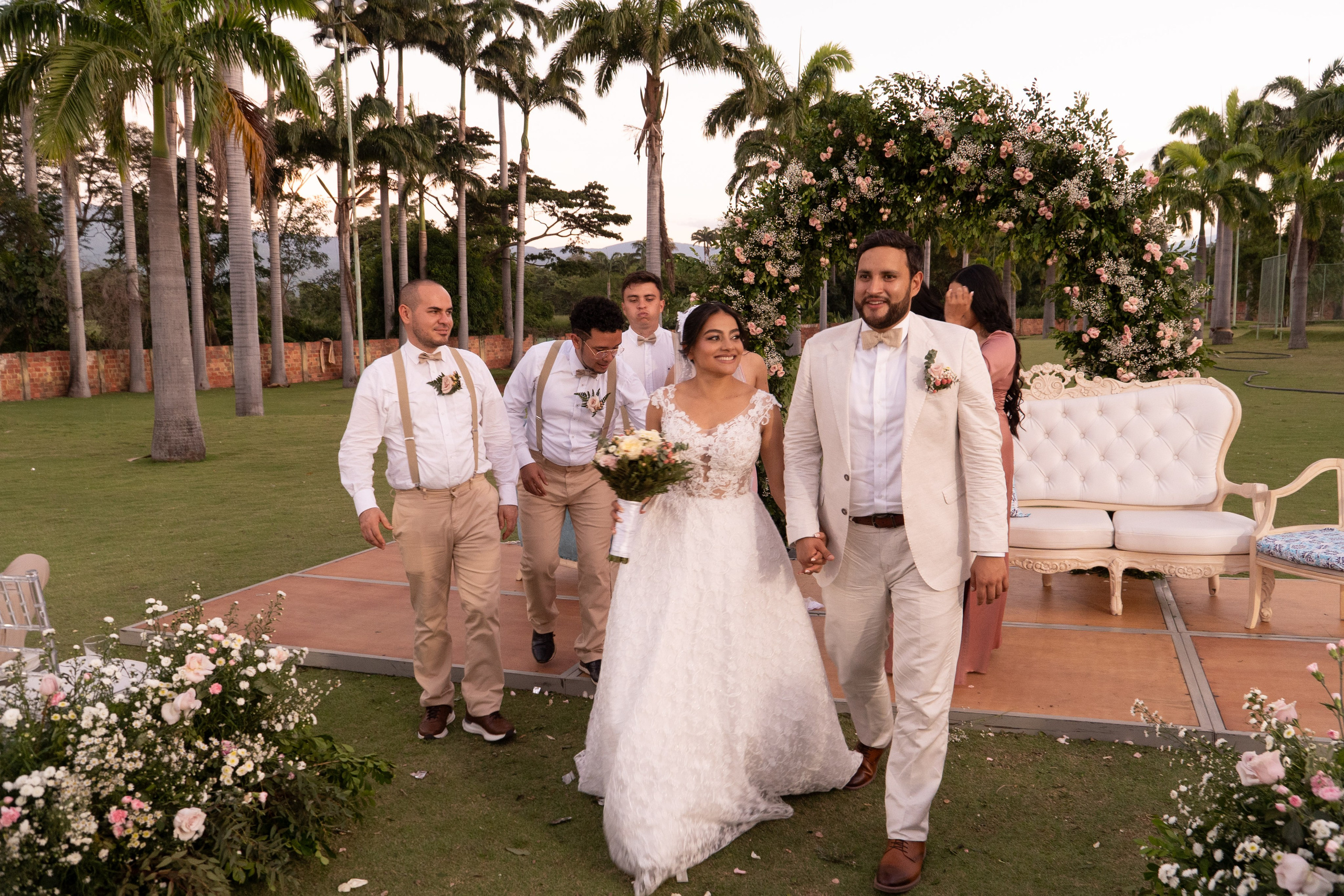 Carola & Gerson. Wedding Photographer in Barcelona and Medellin