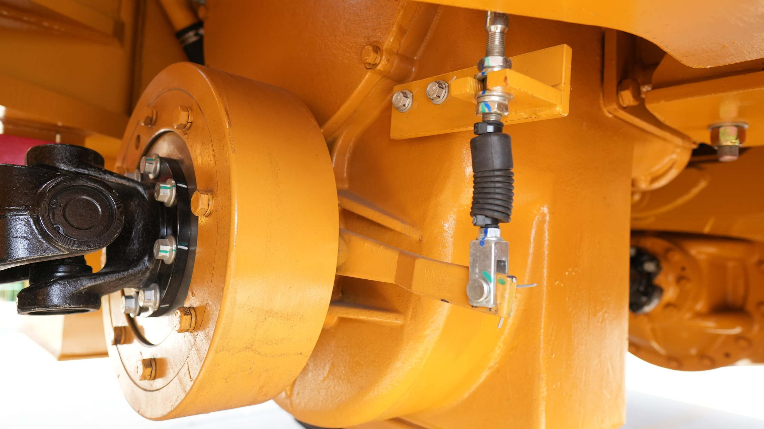 Фото фронт. погр. Weheavy WL855K. Продажа и обслуживание грузовой техники и спецтехники в г. Новосибирск компания СТИ