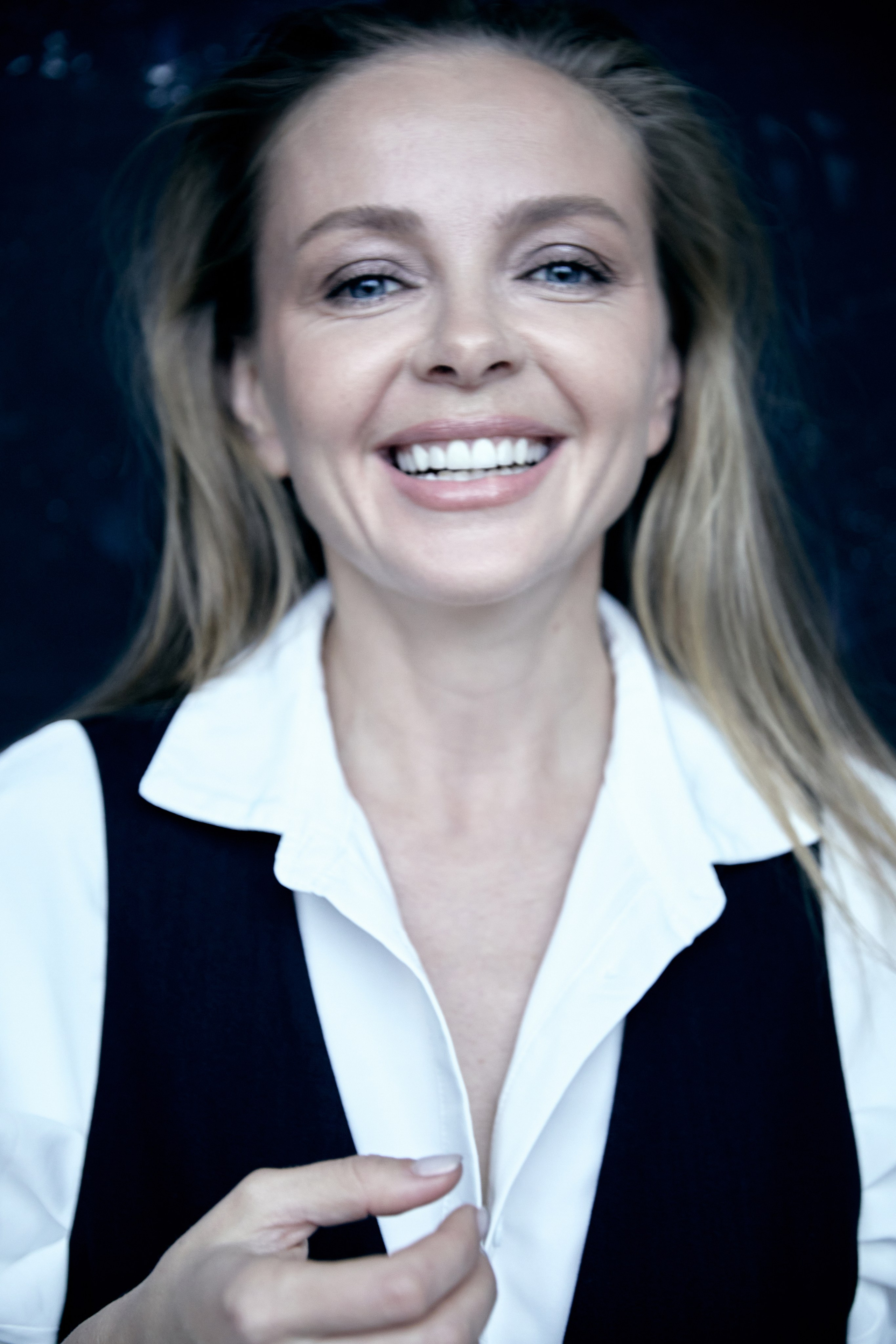 LUBOV. Yulia Otroschenko