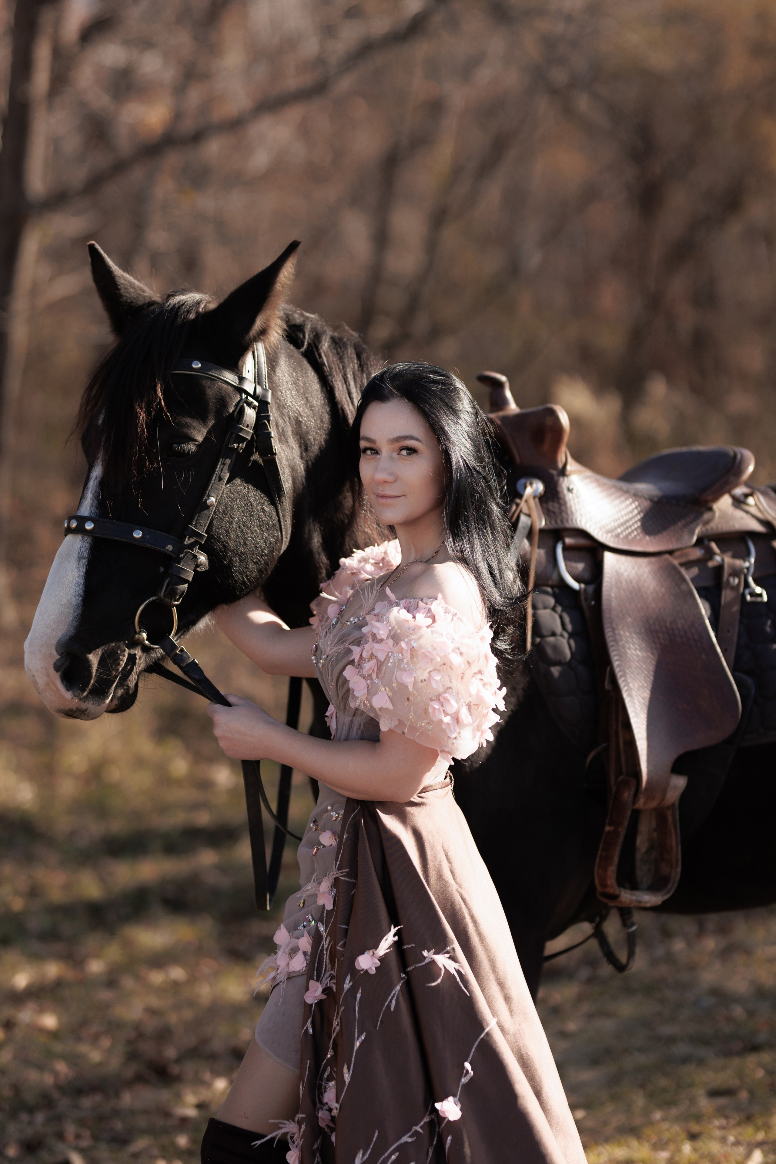 Марина с лошадьми. Фотограф женского портрета, беременности и материнства Харькова Елена