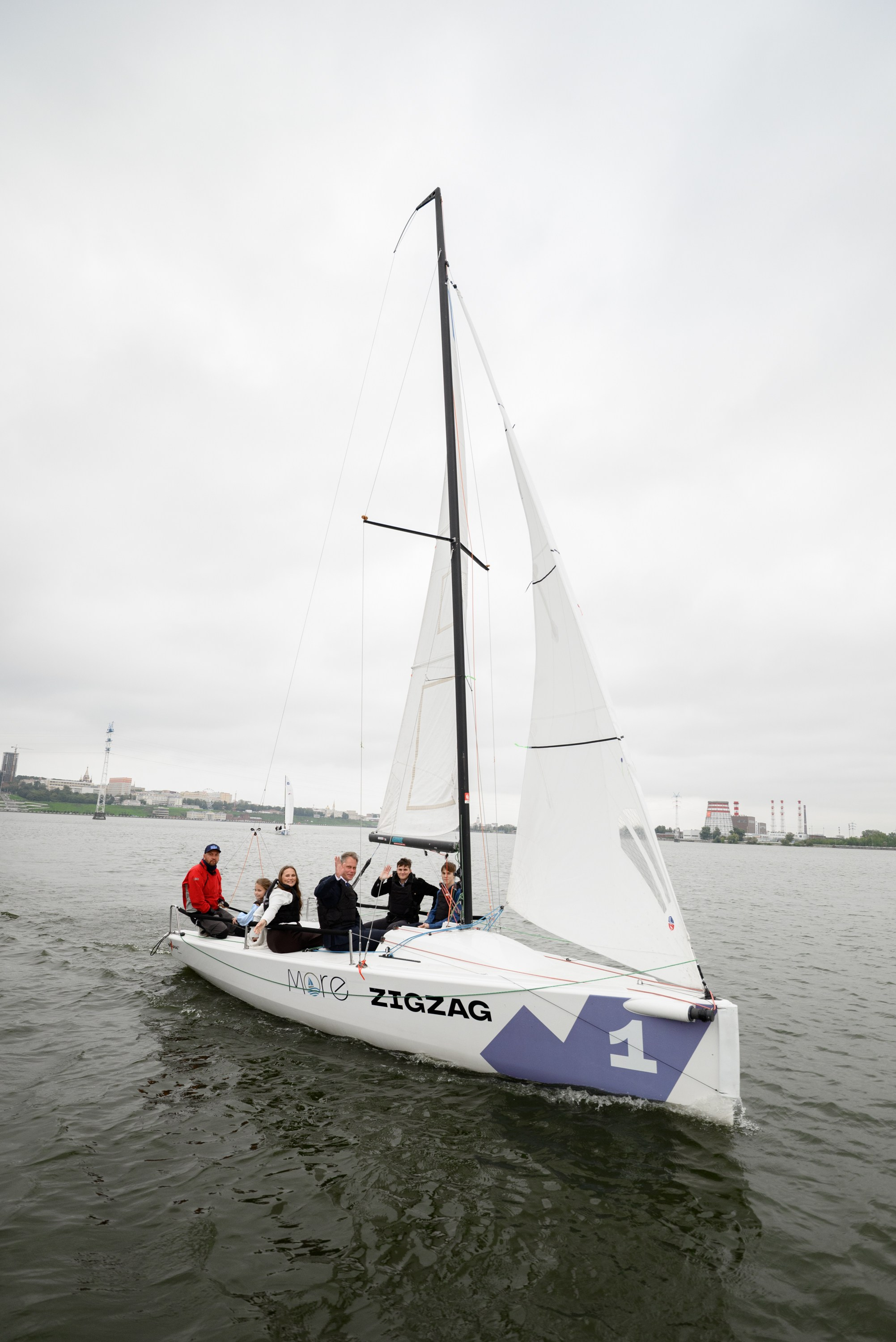 Яхт-клуб. Свадебный фотограф Ижевск Петр Шишков