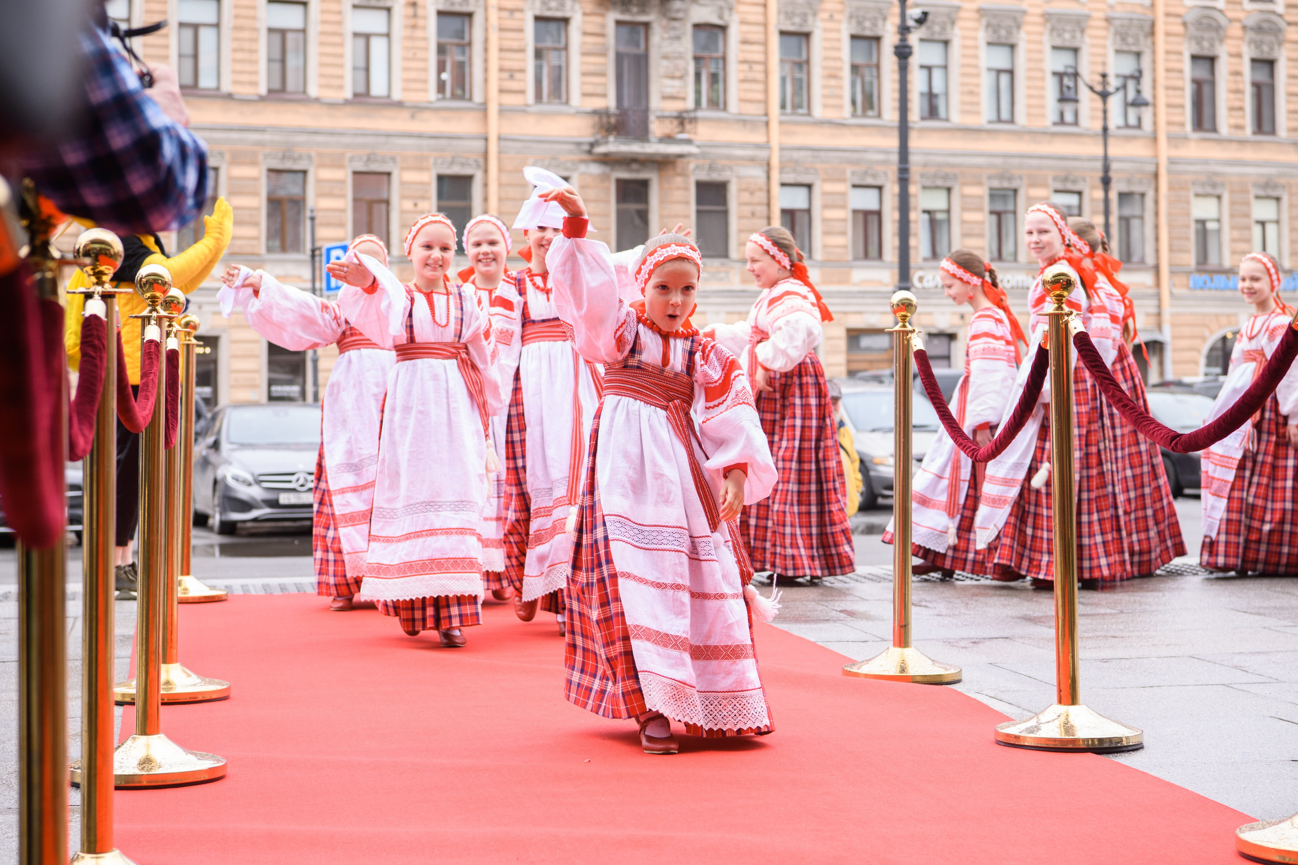 23 апреля, часть 1, БКЗ Октябрьский, г. Санкт-Петербург. Золотое яблочко