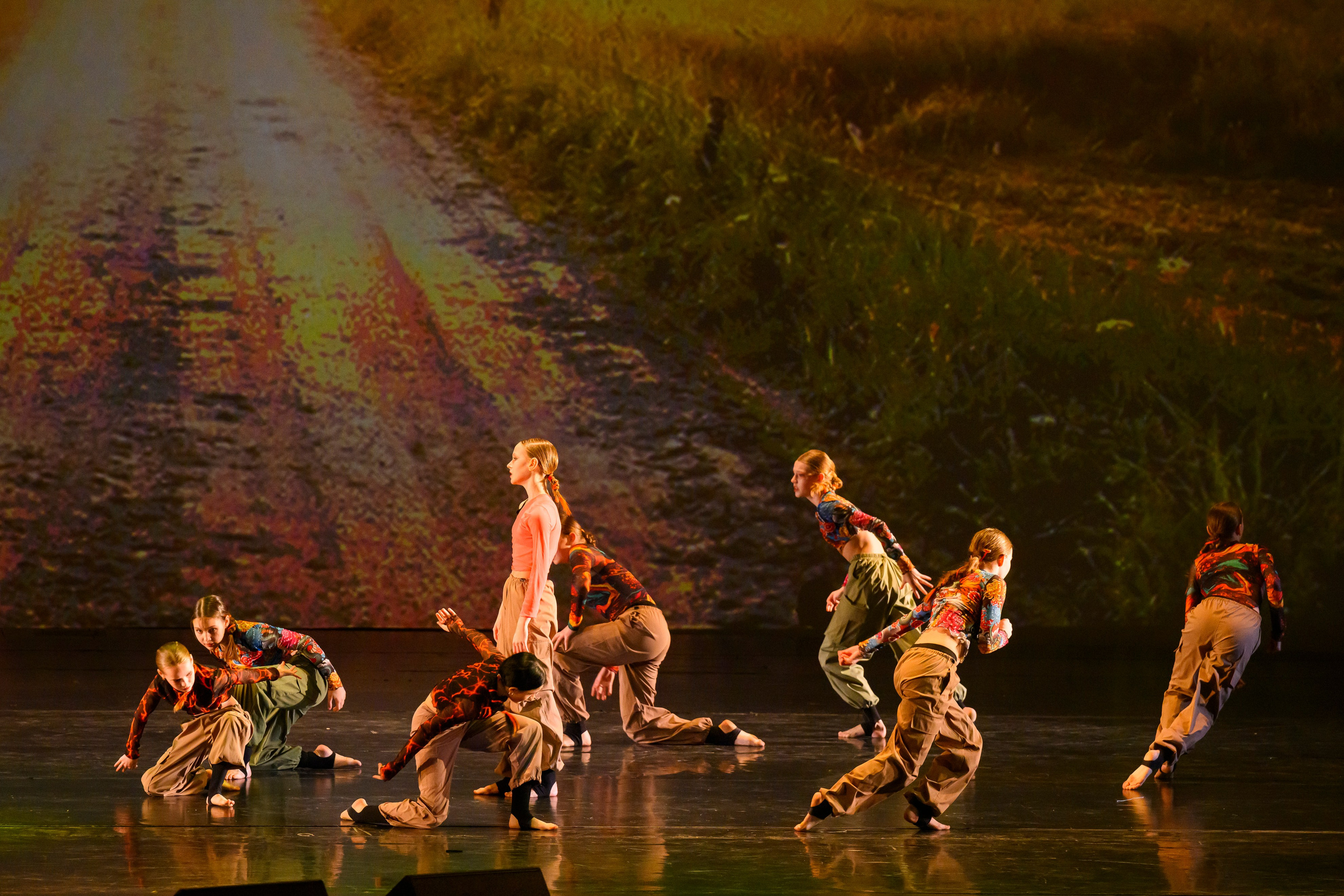 23 апреля, часть 1, БКЗ Октябрьский, г. Санкт-Петербург. Золотое яблочко