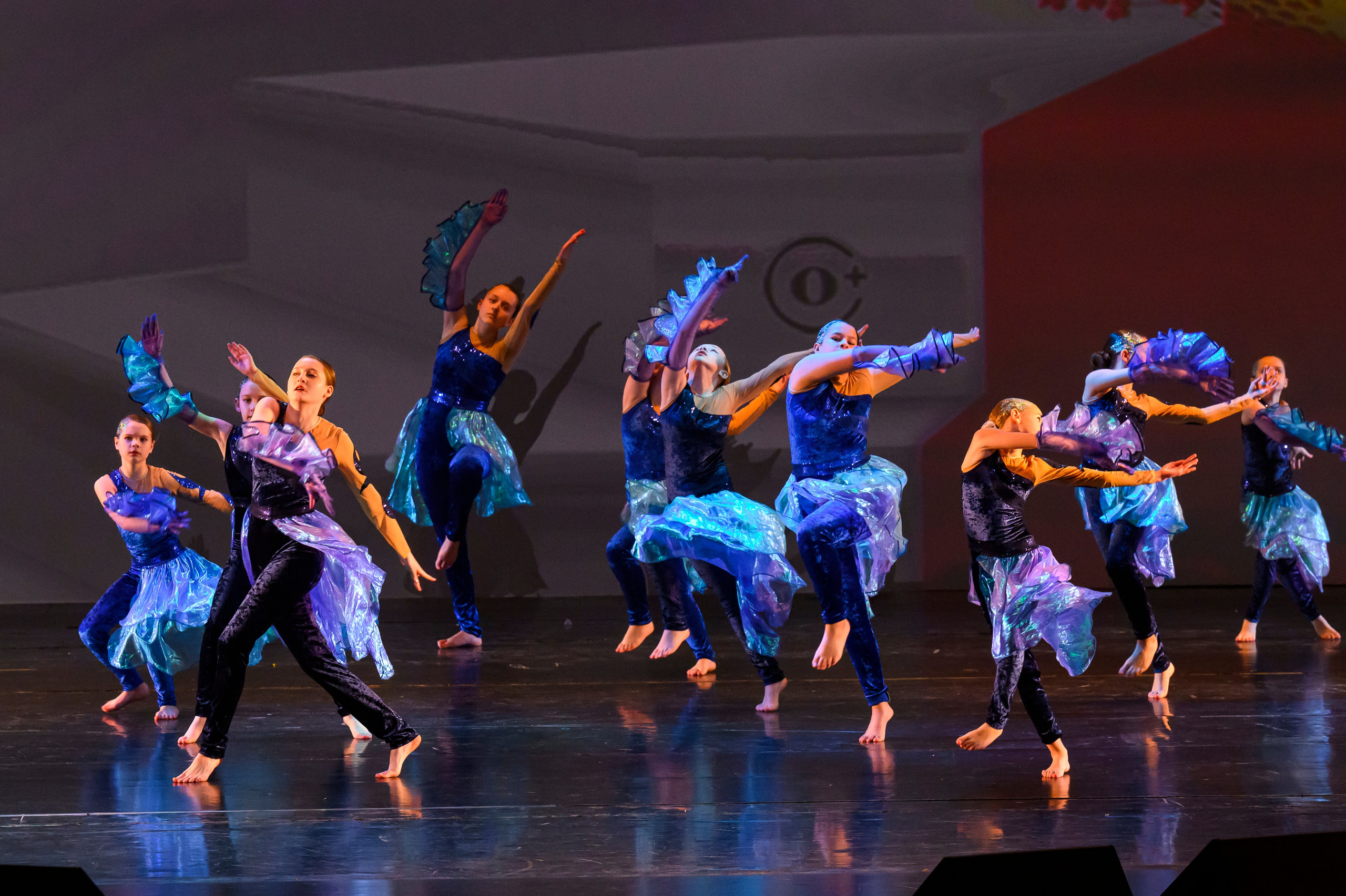 23 апреля, часть 1, БКЗ Октябрьский, г. Санкт-Петербург. Золотое яблочко