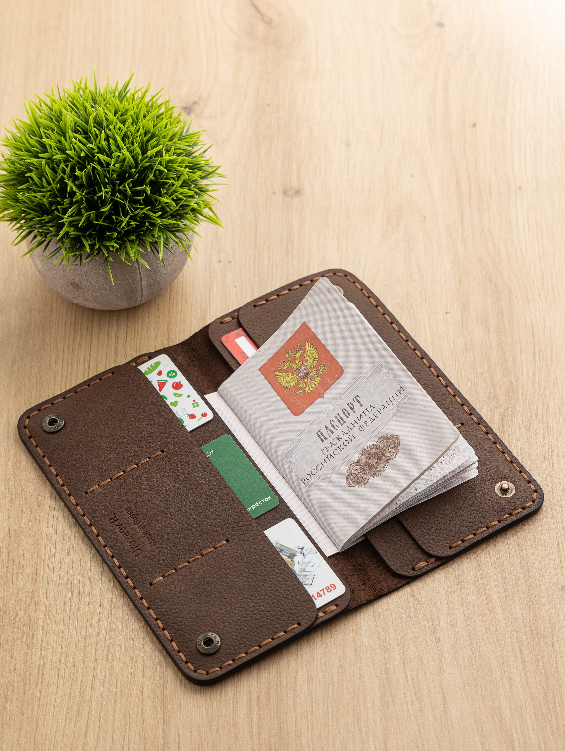 Фотосъемка кожаных изделий для маркетплейсов. Алексей Темнов — фотограф в Пятигорске