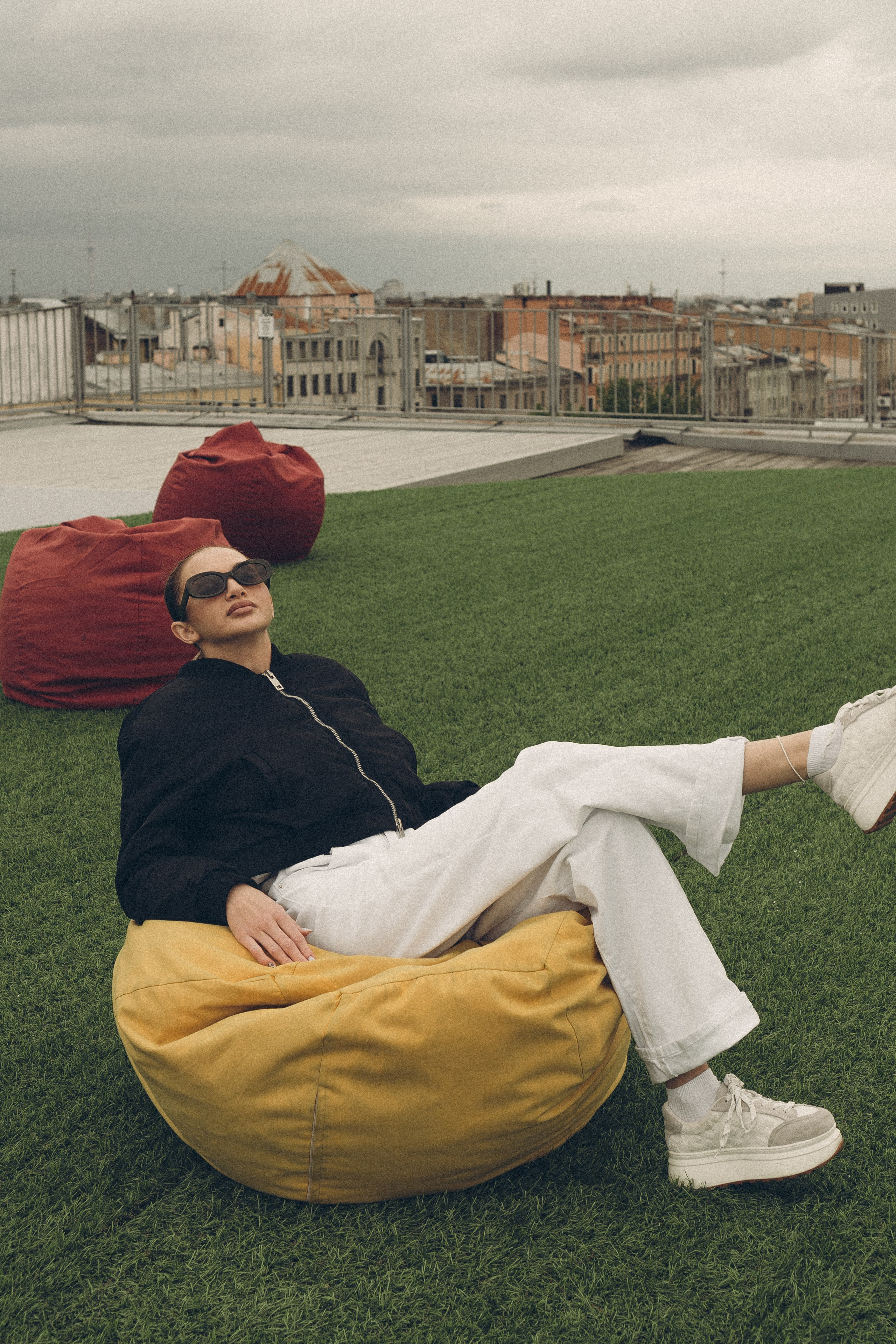 МЫ ГУЛЯЛИ ПРО КРЫШАМ ПИТЕРА. Профессиональный фотограф, Санкт-Петербург — Виктория Богомолова