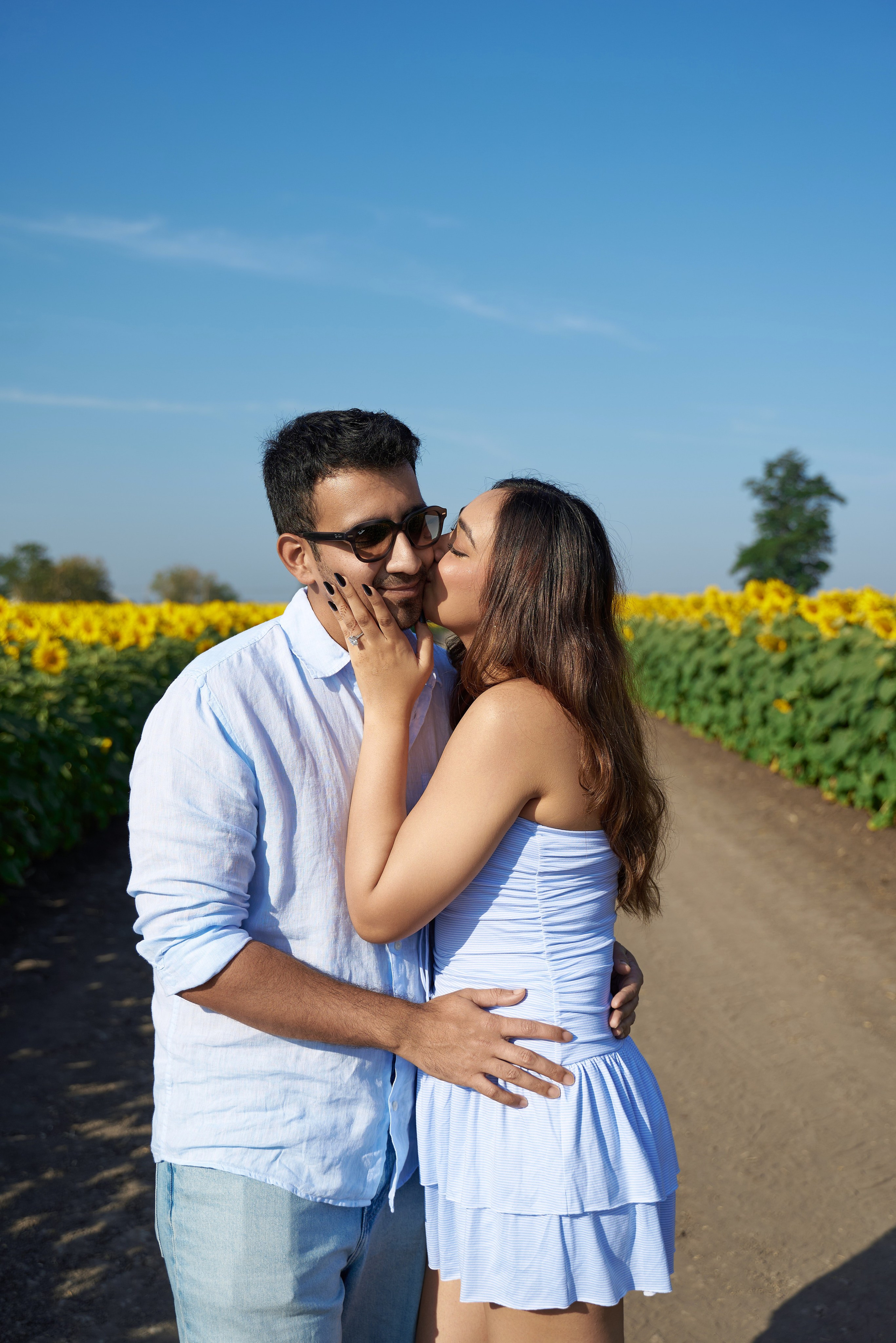 Love in the field. Photographer Bangkok — Pattaya | фотограф Бангкок — Паттайа
