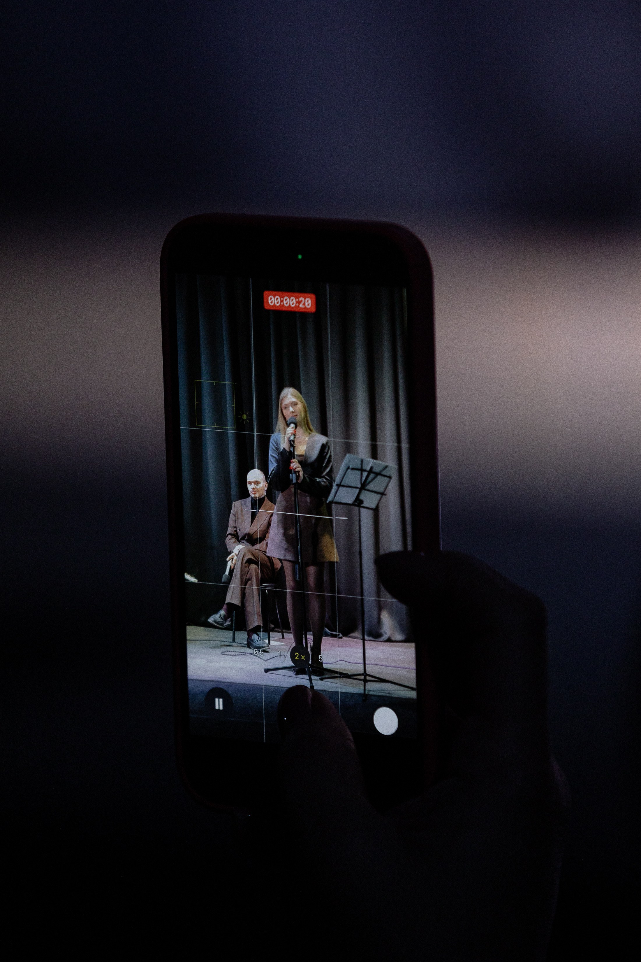 Поэтический вечер с Игорем Бушмелевым и Никой Станиславчик. Фотограф Юлия Мальцева