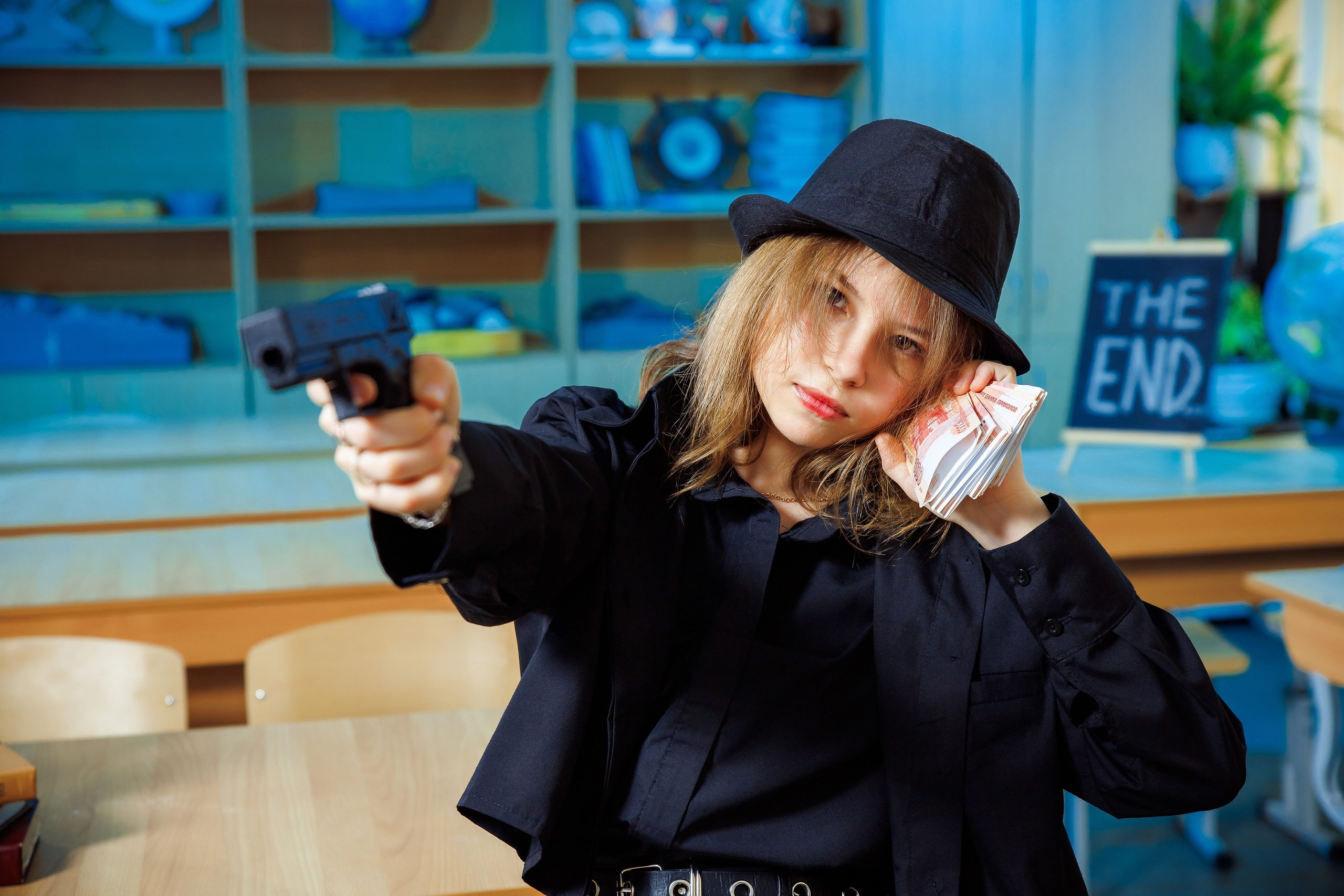 МОДЕРН. Выпускные альбомы в Донецке и ДНР. Фотограф Донецк и ДНР