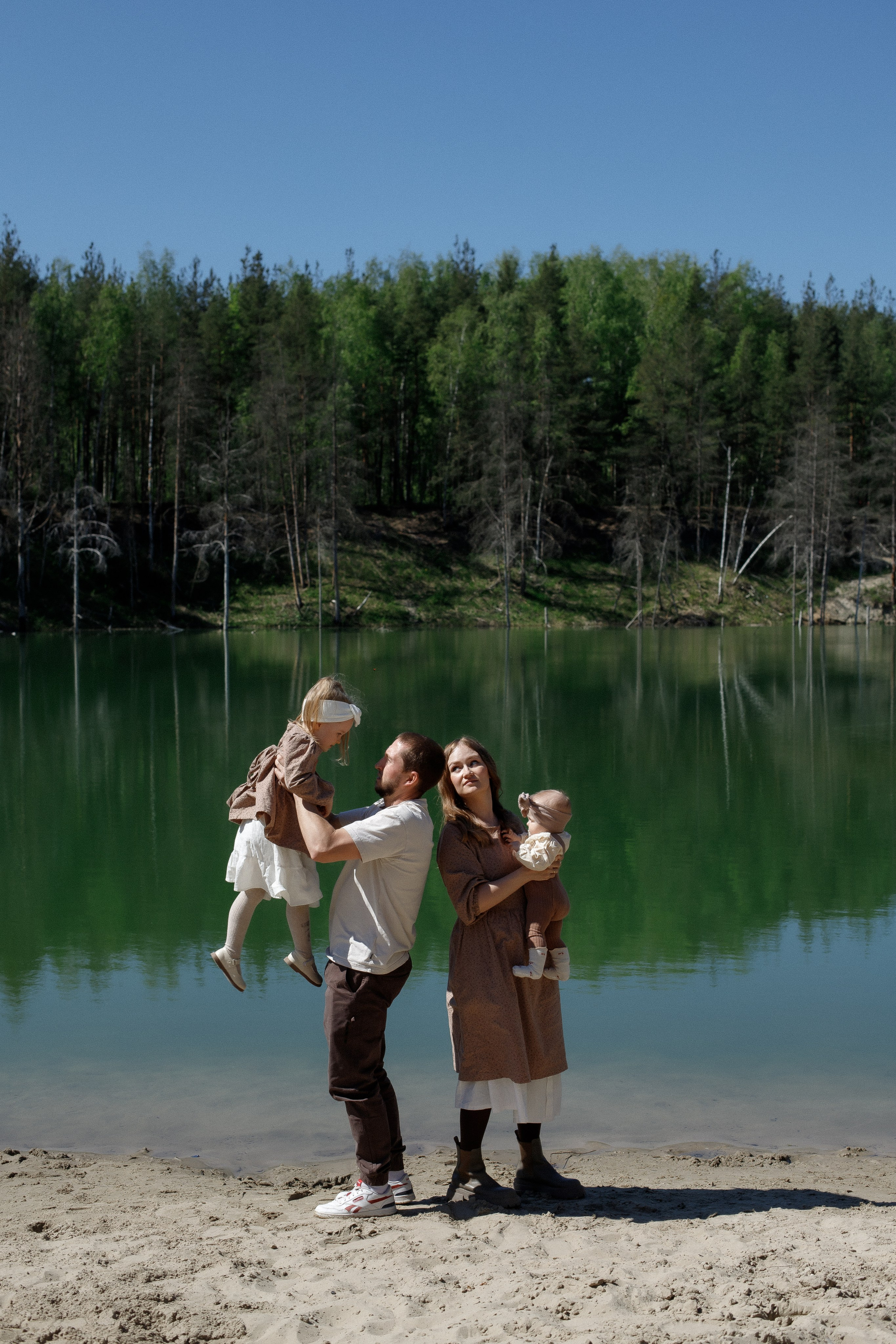 Семейная съемка на карьере. Фотограф Карпачан Анастасия