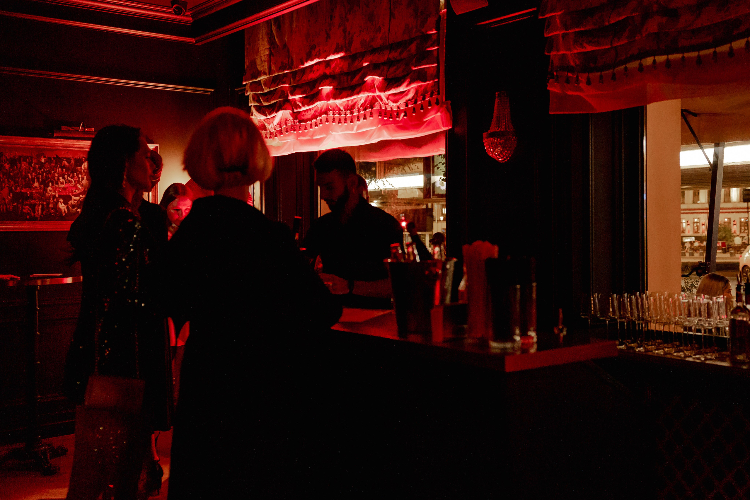 BURLESQUE BY COMMUNITY. Свадебный и контент фотограф в Москве — Юлия Барно (Баранова)