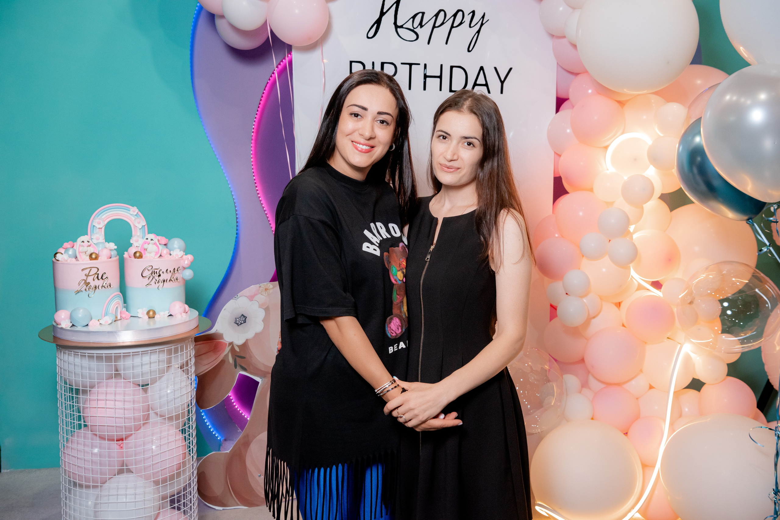 ДР Рая и Стелла в детская комната Сказочный Отель. Фотограф в Волгограде и Волжском Александр Горбань