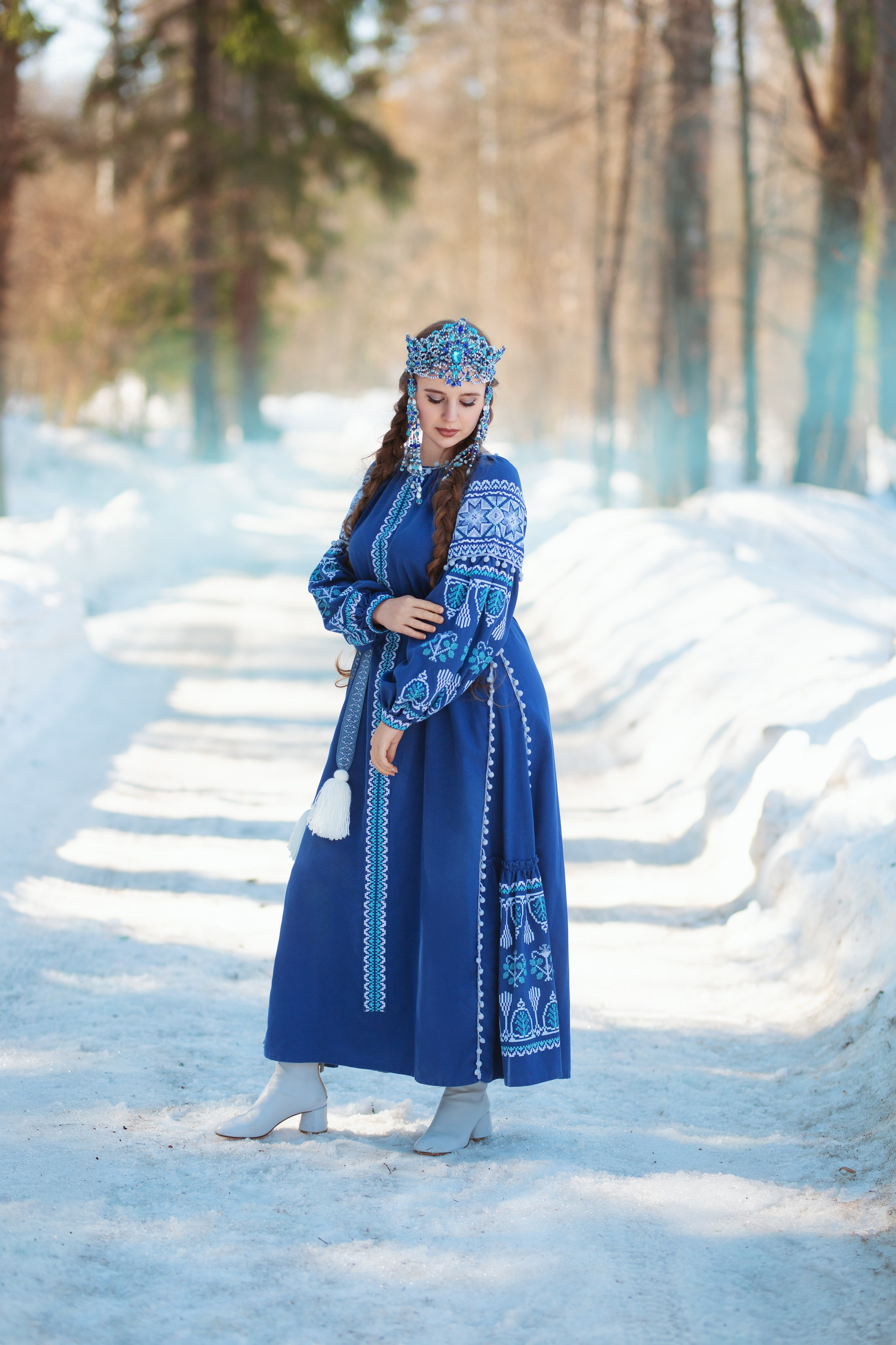 Прокат костюмов в русском стиле в Нижнем Новгороде. Русская и славянская одежда. Современна русская одежда