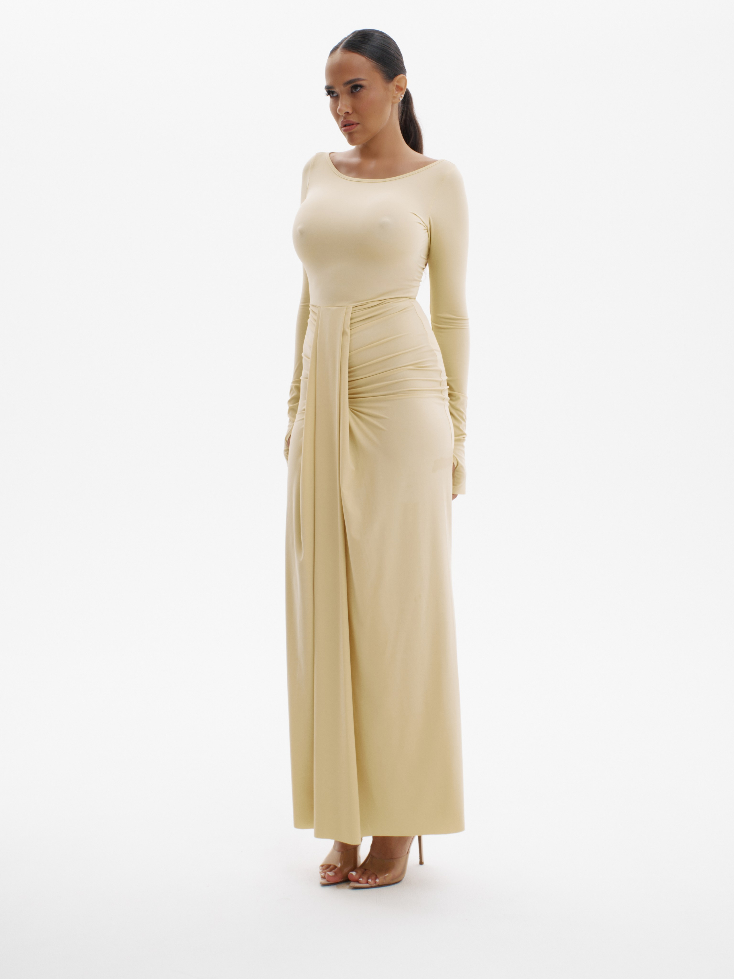 MIRUNA LOOKBOOK. NOIZOMAX Художественный фотограф в Дубай