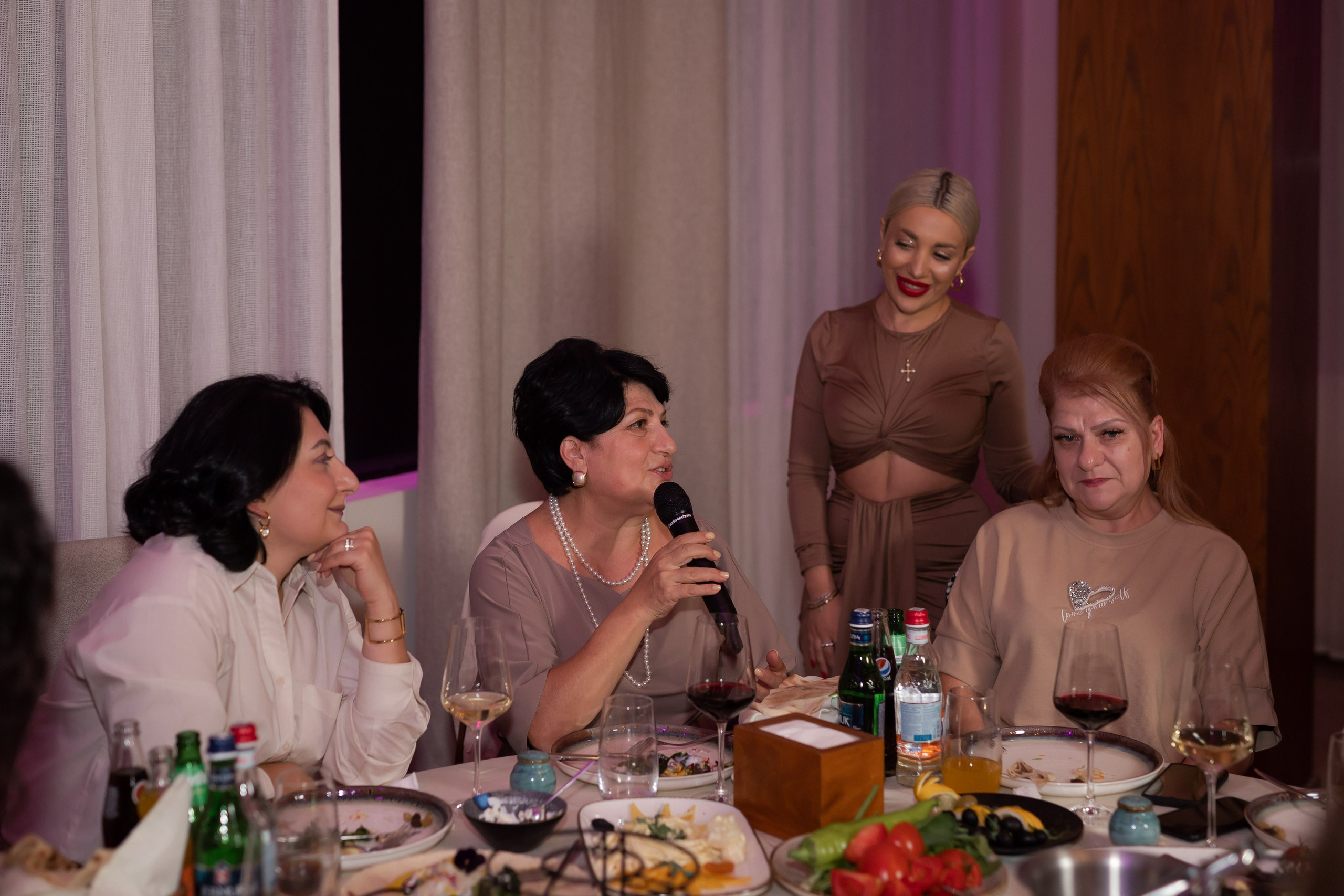 Tina HBirthday. Фотограф и ретушер. (Армения/Россия)