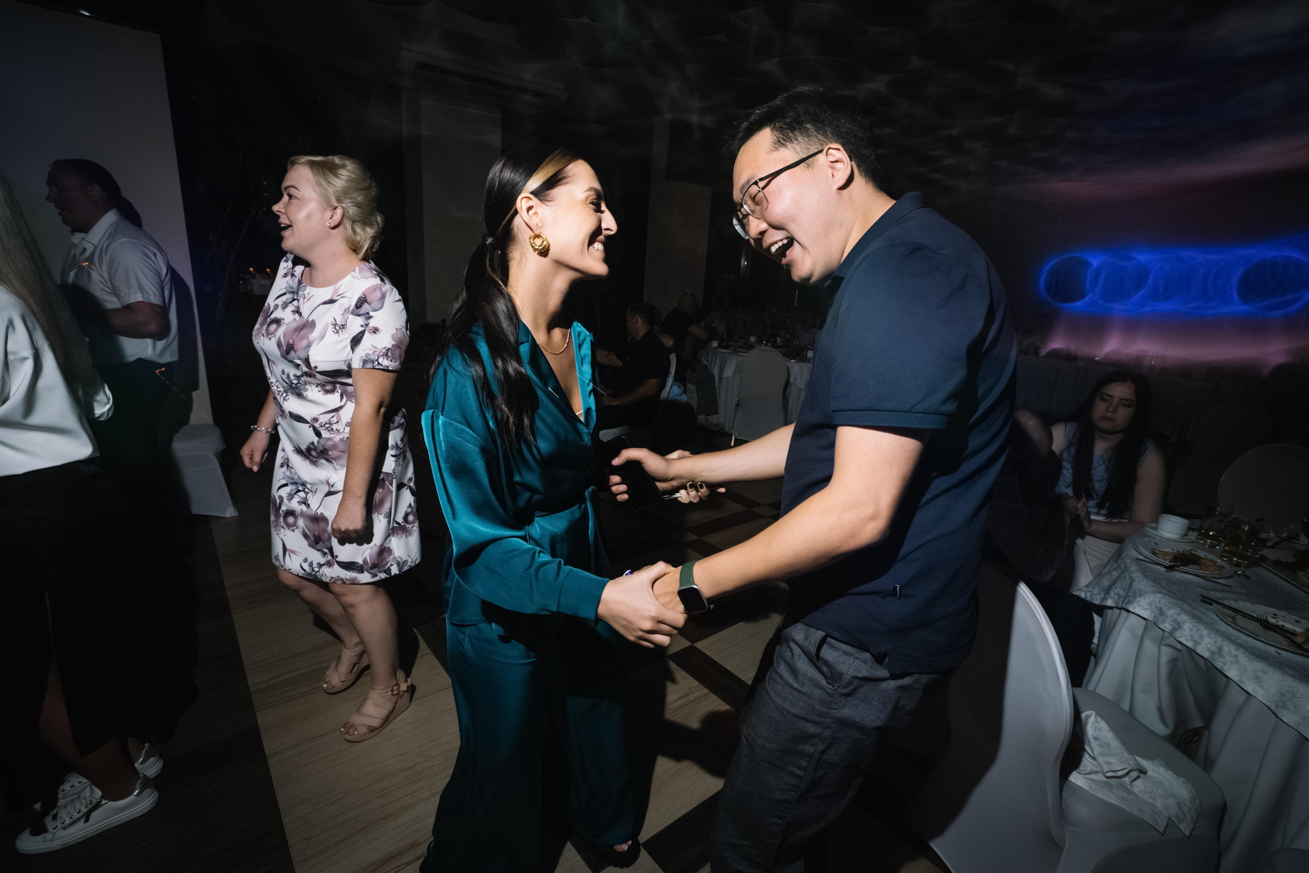 Александр и Анастасия. Фотограф Иркутск, Ангарск, Усолье-Сибирское. Выпускные альбомы