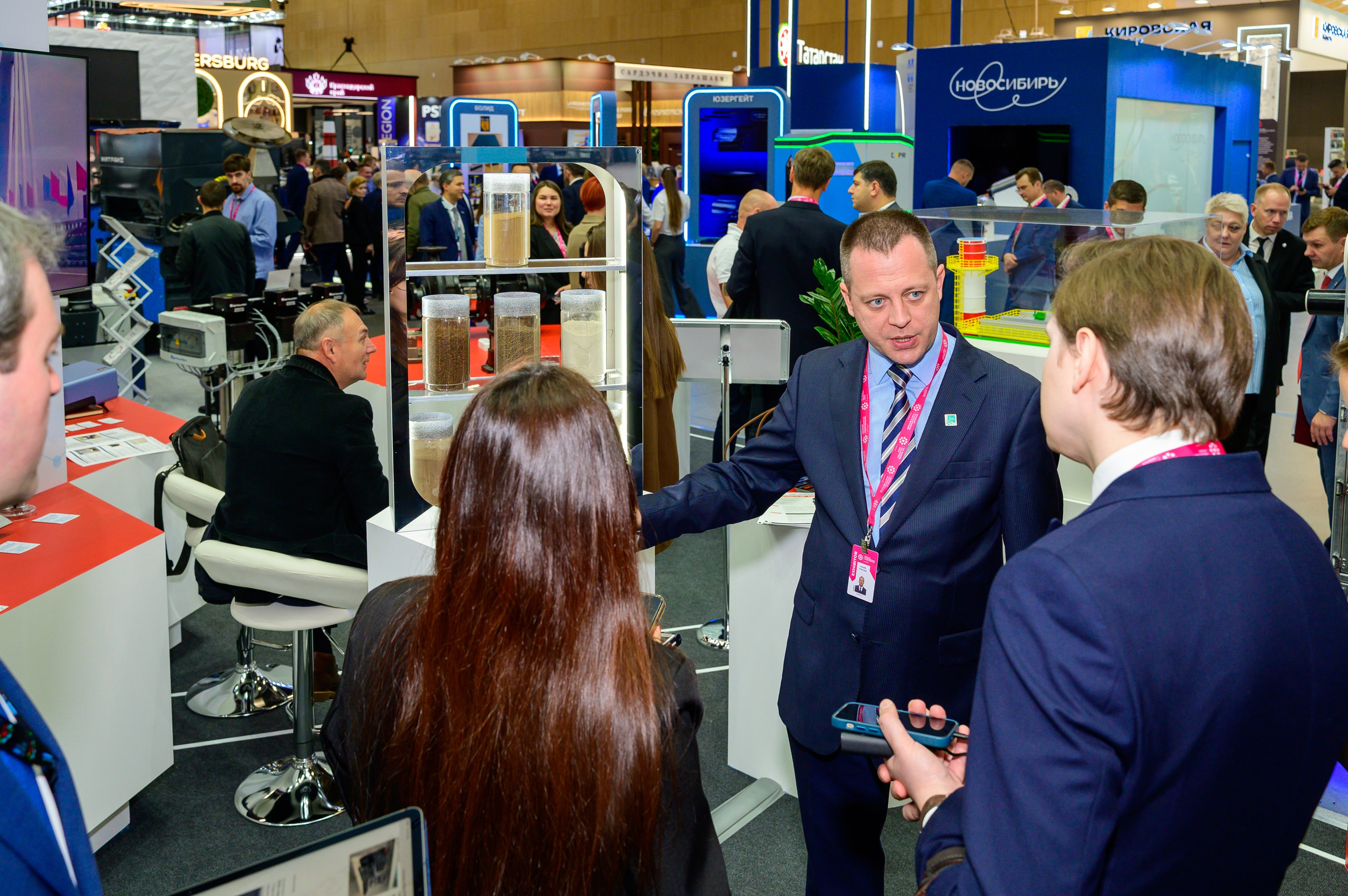 BigindustrialweekBelarus. Фотоуслуги, услуги фотографа, фотографирование важных событий