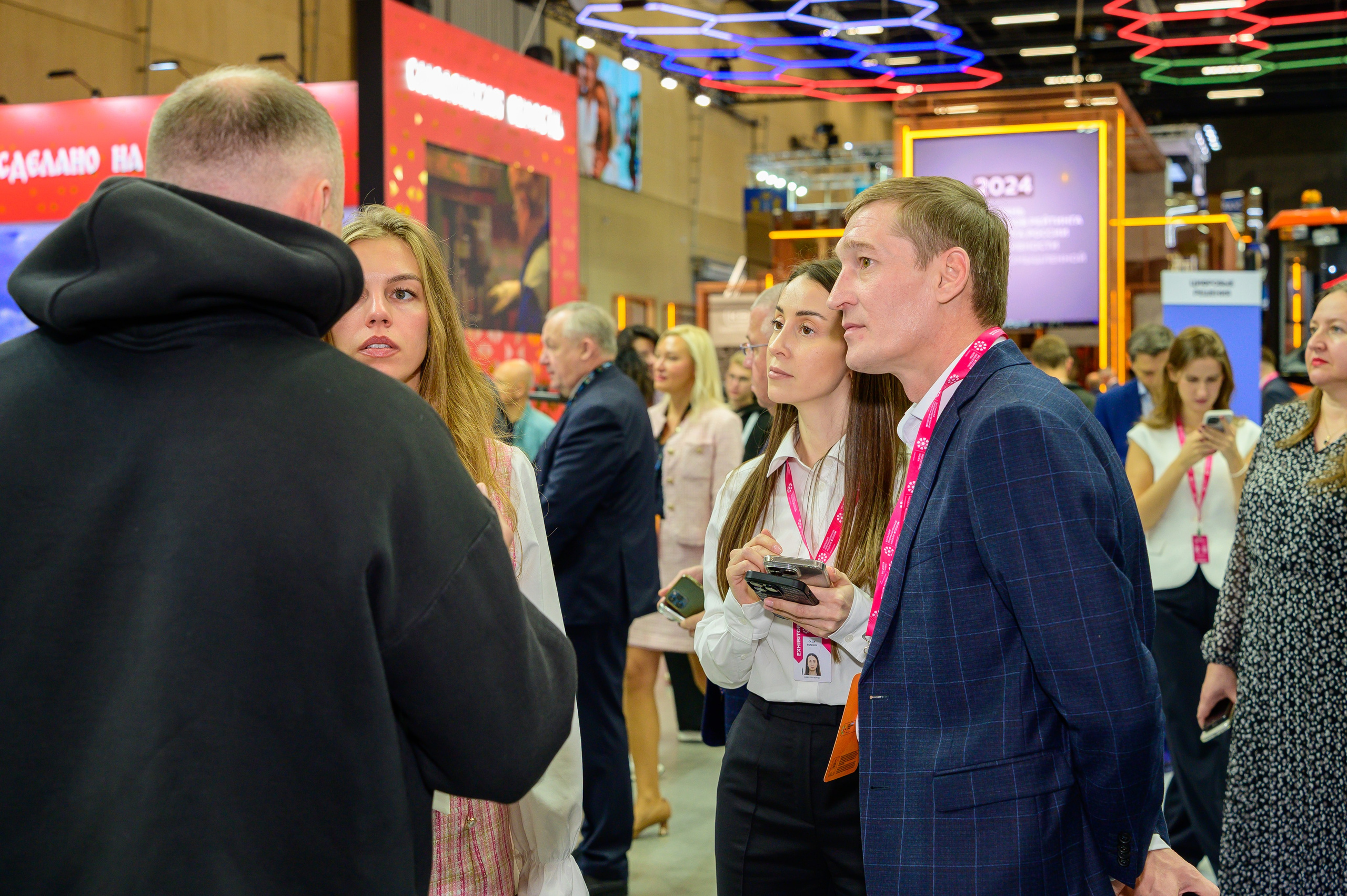 BigindustrialweekBelarus. Фотоуслуги, услуги фотографа, фотографирование важных событий