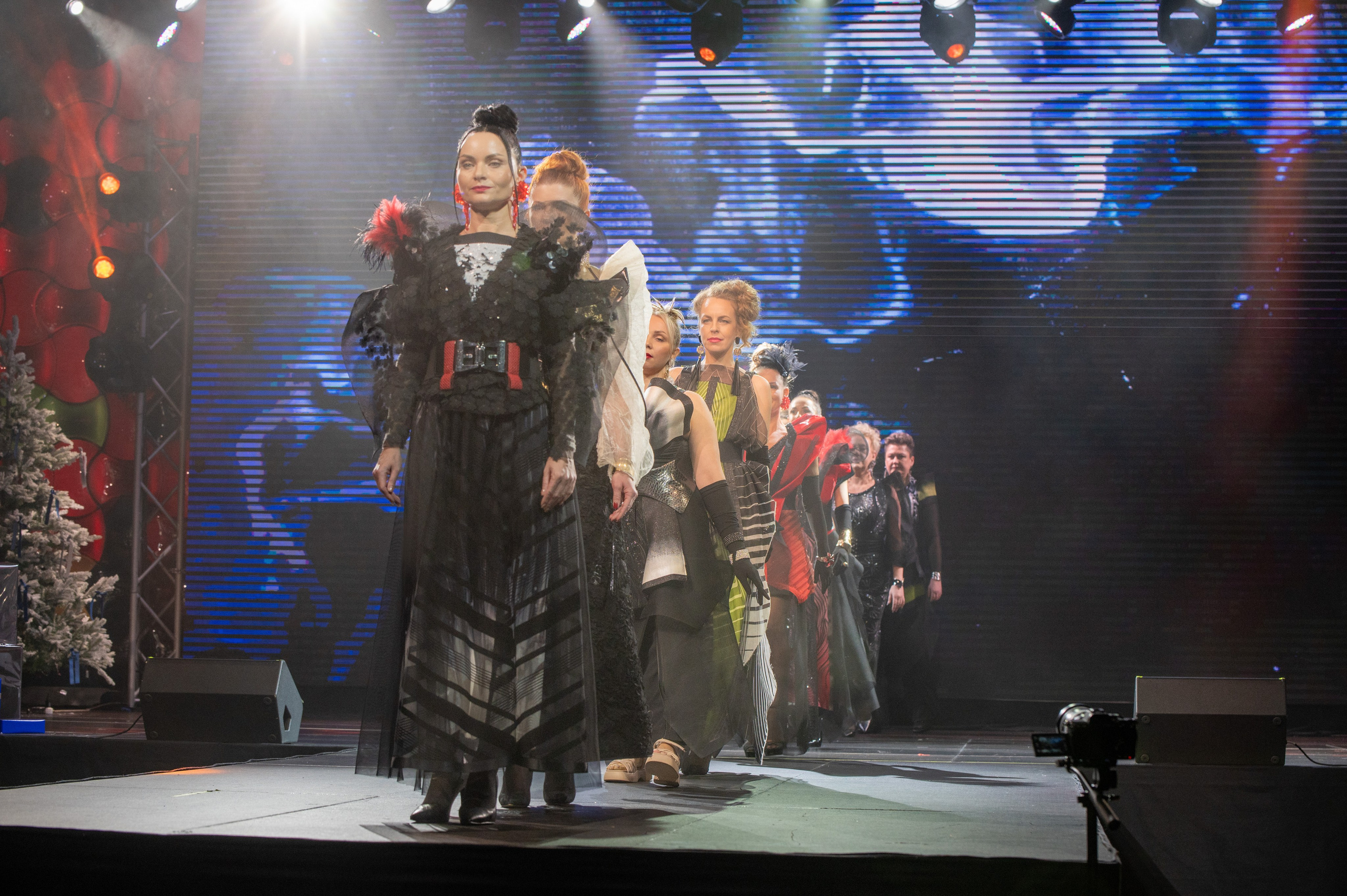 Большая новогодняя тусовка. Фотоуслуги, услуги фотографа, фотографирование важных событий