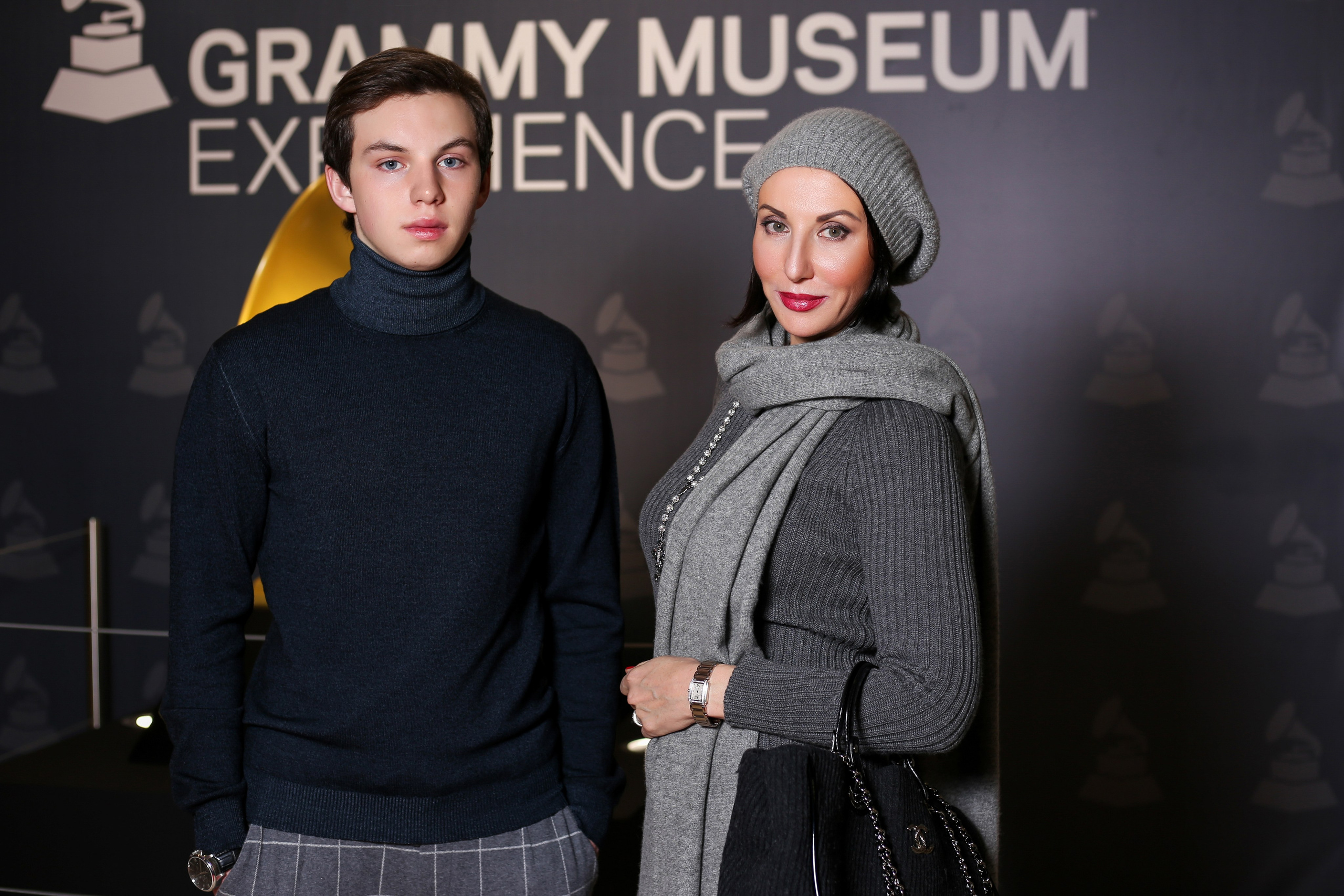 Репортажная съёмка для инфобизнеса и премьеры | Видео и фото контент | ZPROD. Фото и видеосъемка | продакшн студия ZPROD