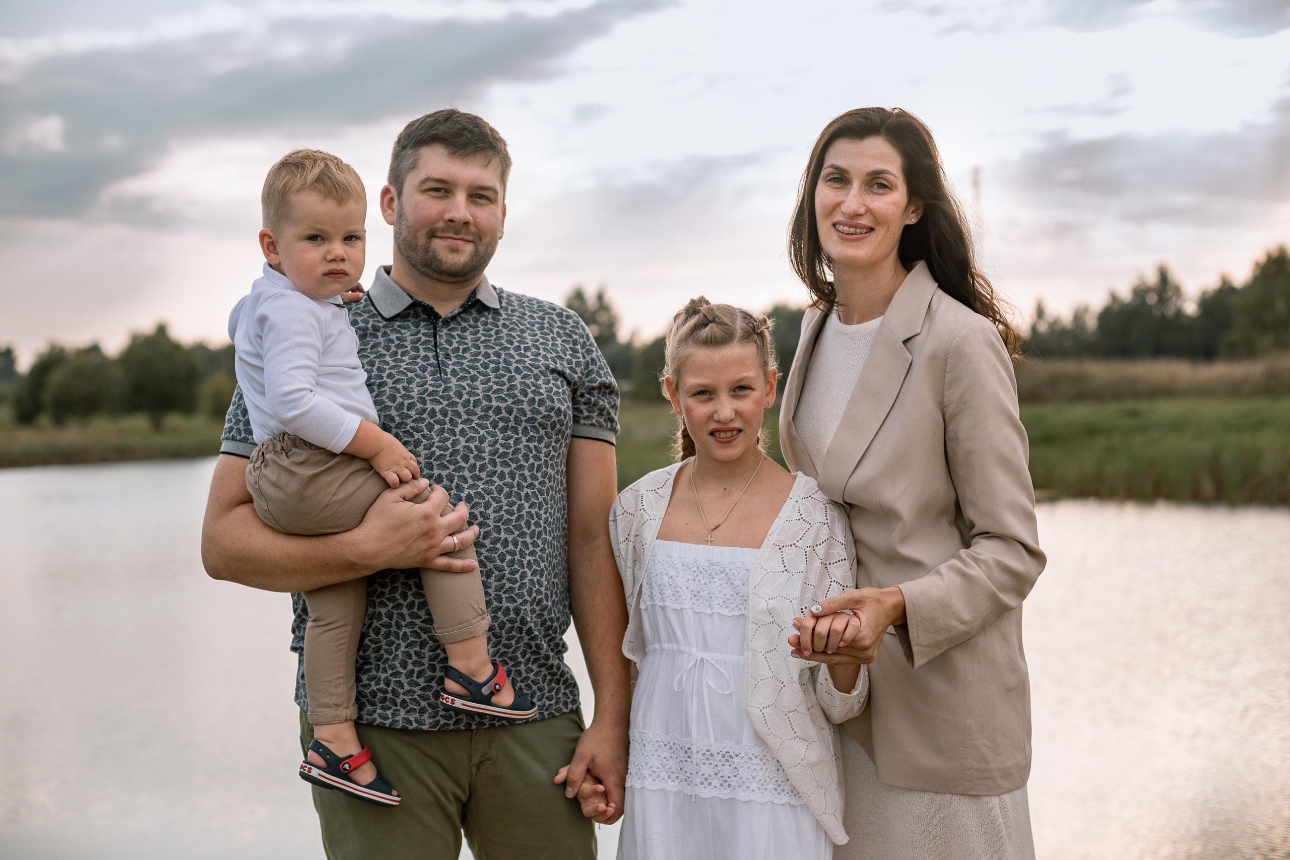 Фотосессия для семьи Алены и Виталия. Женский семейный фотограф Тула Москва Захарова Анна