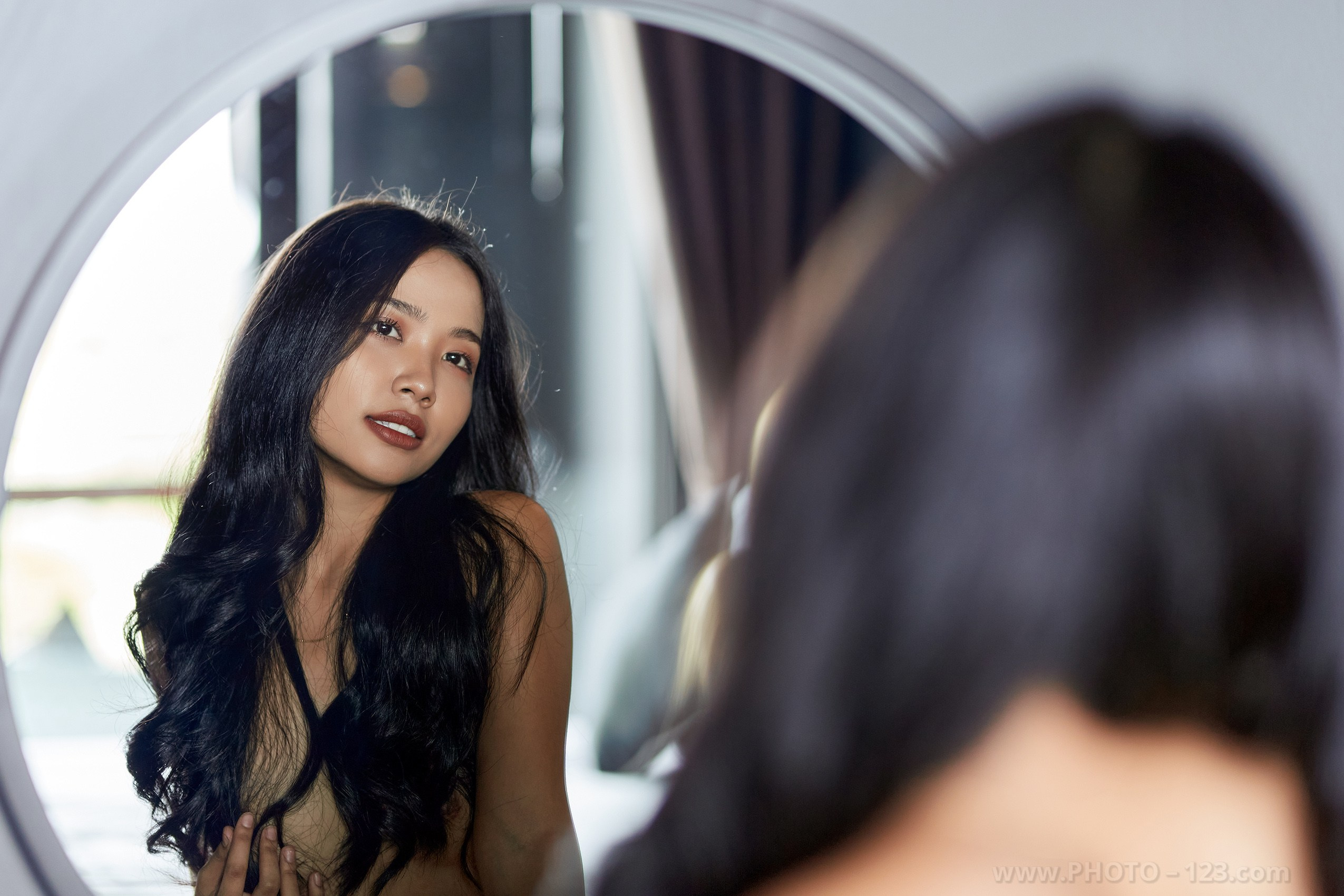 Mimee (18+). Photographer, Retoucher & Graphic Designer @photo123pro