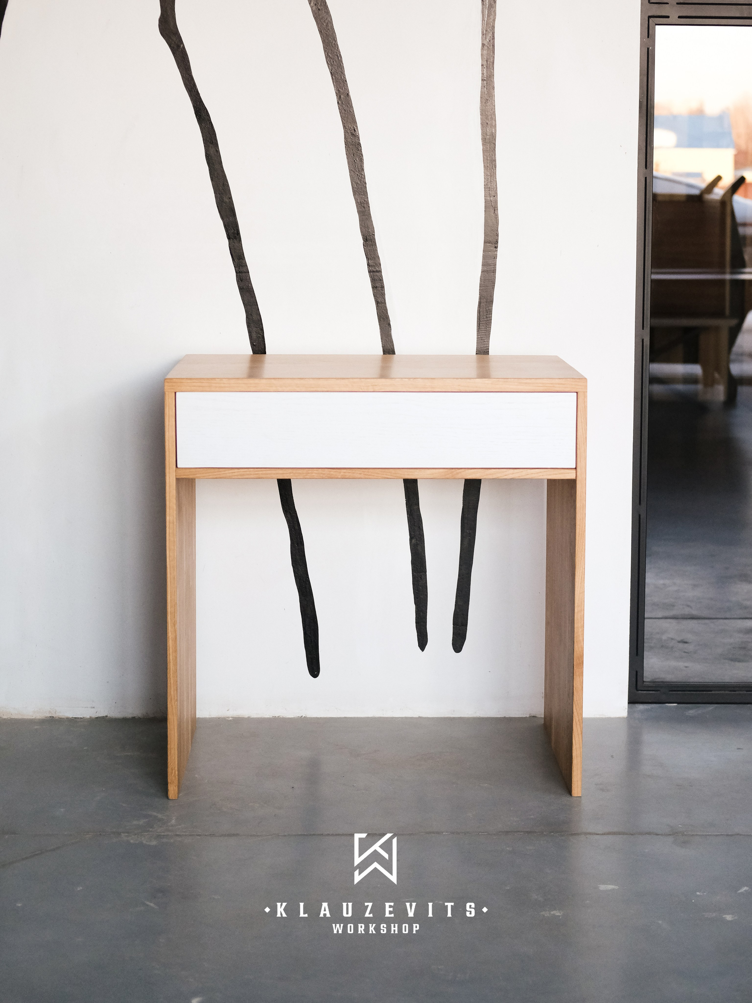 Стеллажи и консоли. Klauzevits Workshop