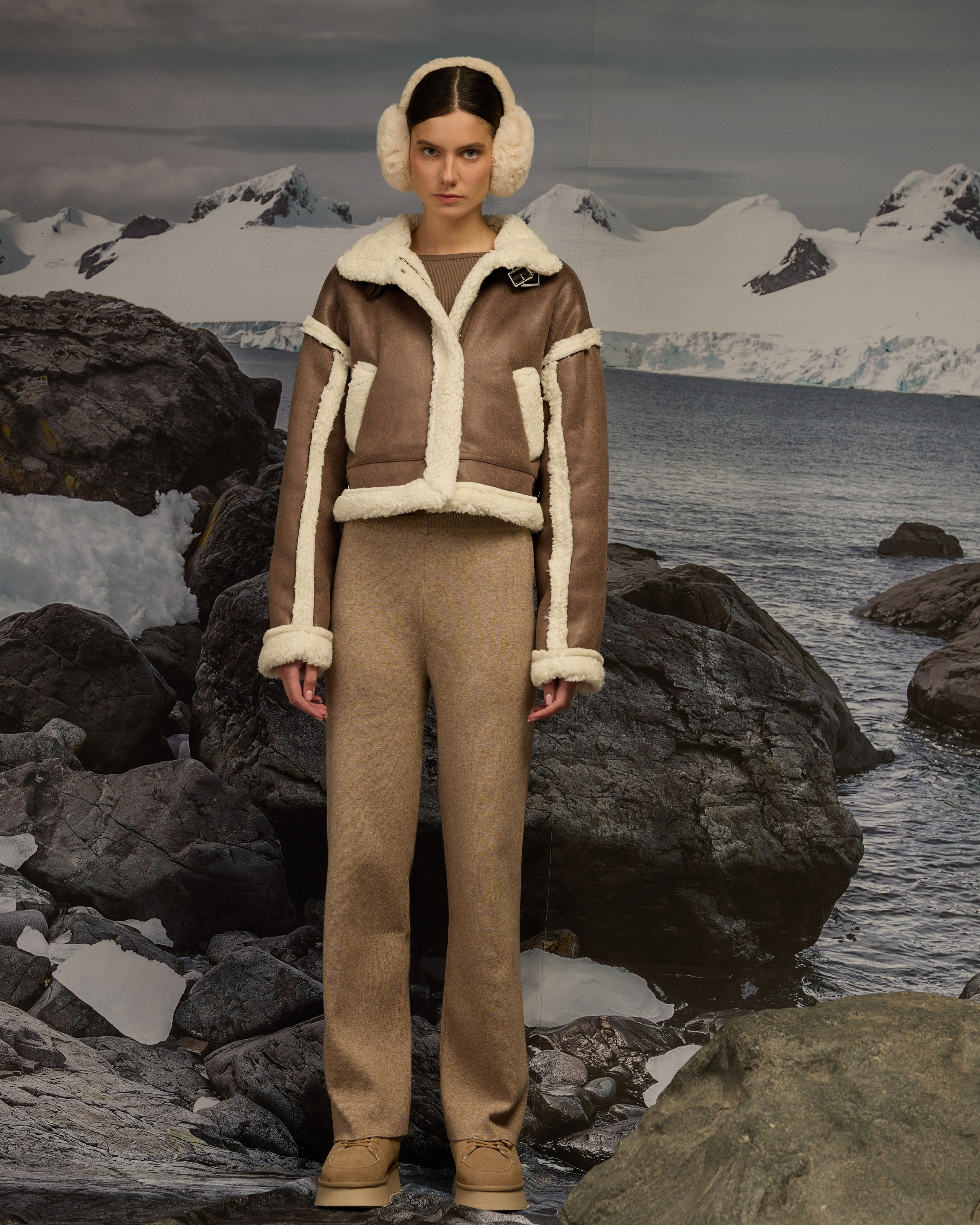 Lookbook. Frame Craft