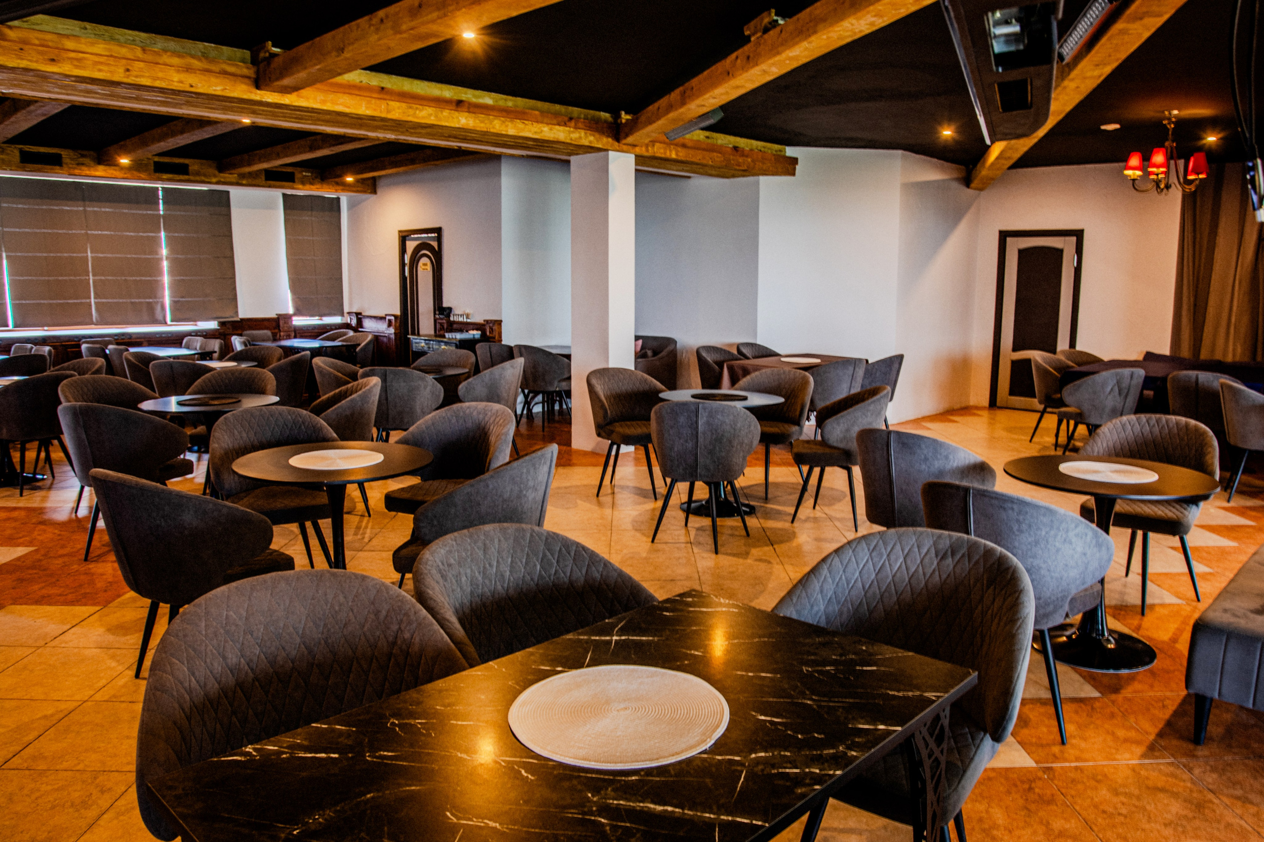 Концертный клуб «Сердце замка» A-Alvo, фото интерьерного фотографа Алексея Муравьёва, музыкальное пространство УфаЛобби клуба «Сердце замка» A-Alvo, съёмка интерьерного фотографа Алексея Муравьёва, концертная площадкаЗал концертного клуба «Сердце замка» A-Alvo, работа интерьерного фотографа Алексея Муравьёва, мероприятия УфаСцена клуба «Сердце замка» A-Alvo, фото интерьерного фотографа Алексея Муравьёва, музыкальные выступленияФойе концертного клуба «Сердце замка» A-Alvo, съёмка интерьерного фотографа Алексея Муравьёва, атмосфера УфаАкустика клуба «Сердце замка» A-Alvo, работа интерьерного фотографа Алексея Муравьёва, живой звукЗона отдыха «Сердце замка» A-Alvo, фото интерьерного фотографа Алексея Муравьёва, комфорт для зрителейВход в клуб «Сердце замка» A-Alvo, съёмка интерьерного фотографа Алексея Муравьёва, концертная площадка УфаИнтерьер концертного клуба «Сердце замка» A-Alvo, работа интерьерного фотографа Алексея Муравьёва, мероприятияОсвещение клуба «Сердце замка» A-Alvo, фото интерьерного фотографа Алексея Муравьёва, концертный зал УфаЗвуковое оборудование «Сердце замка» A-Alvo, съёмка интерьерного фотографа Алексея Муравьёва, музыкальная площадкаМеста для зрителей клуб «Сердце замка» A-Alvo, работа интерьерного фотографа Алексея Муравьёва, комфорт УфаБарная зона «Сердце замка» A-Alvo, фото интерьерного фотографа Алексея Муравьёва, концертная площадкаВестибюль клуба «Сердце замка» A-Alvo, съёмка интерьерного фотографа Алексея Муравьёва, вход УфаОбщая панорама концертного клуба «Сердце замка» A-Alvo, работа интерьерного фотографа Алексея Муравьёва, музыкальное пространство