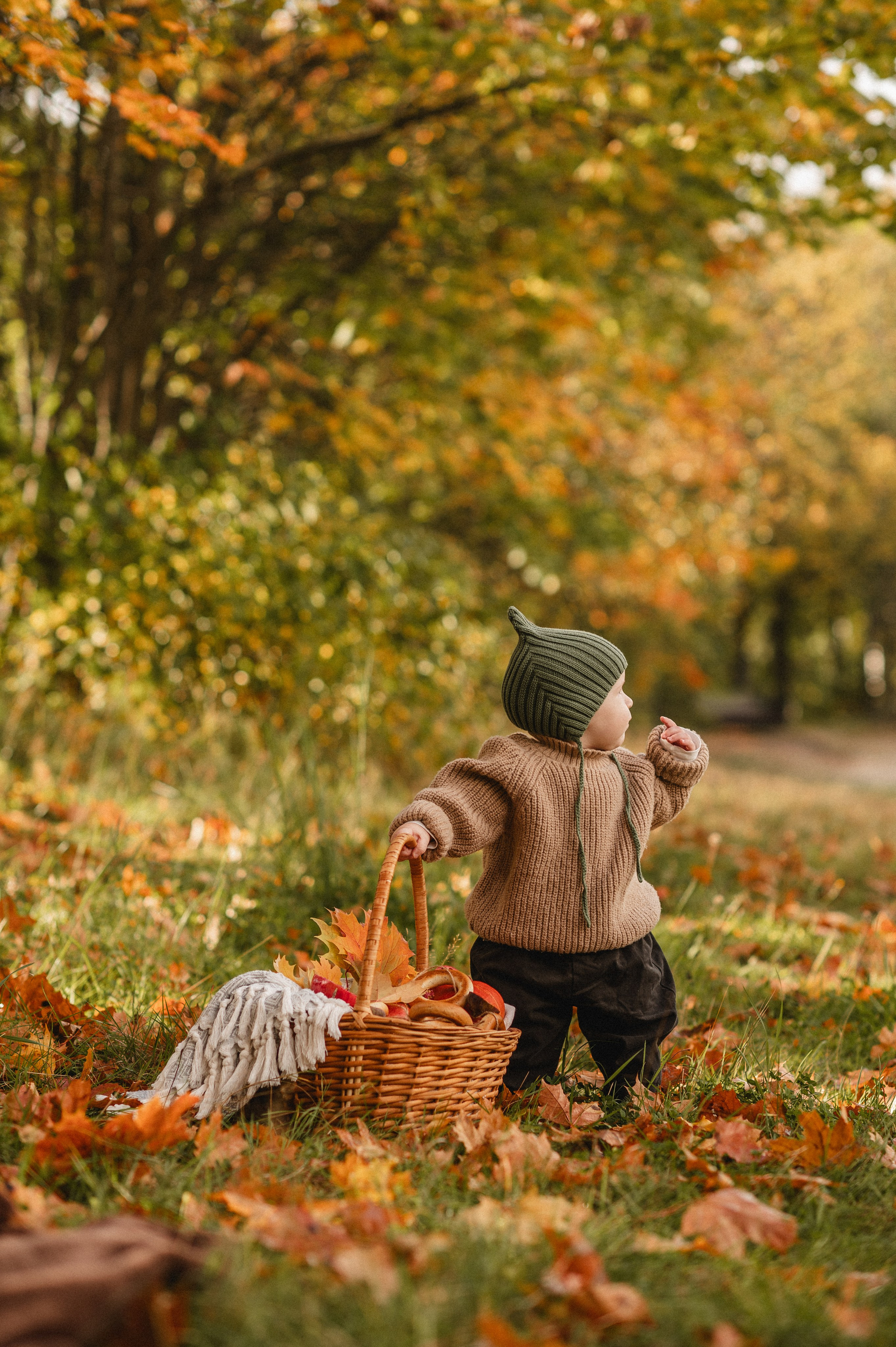 Осенняя фотосессия большой семьи в парке. Семейная фотосессия Бутово Москва фотограф Алина Морщагина