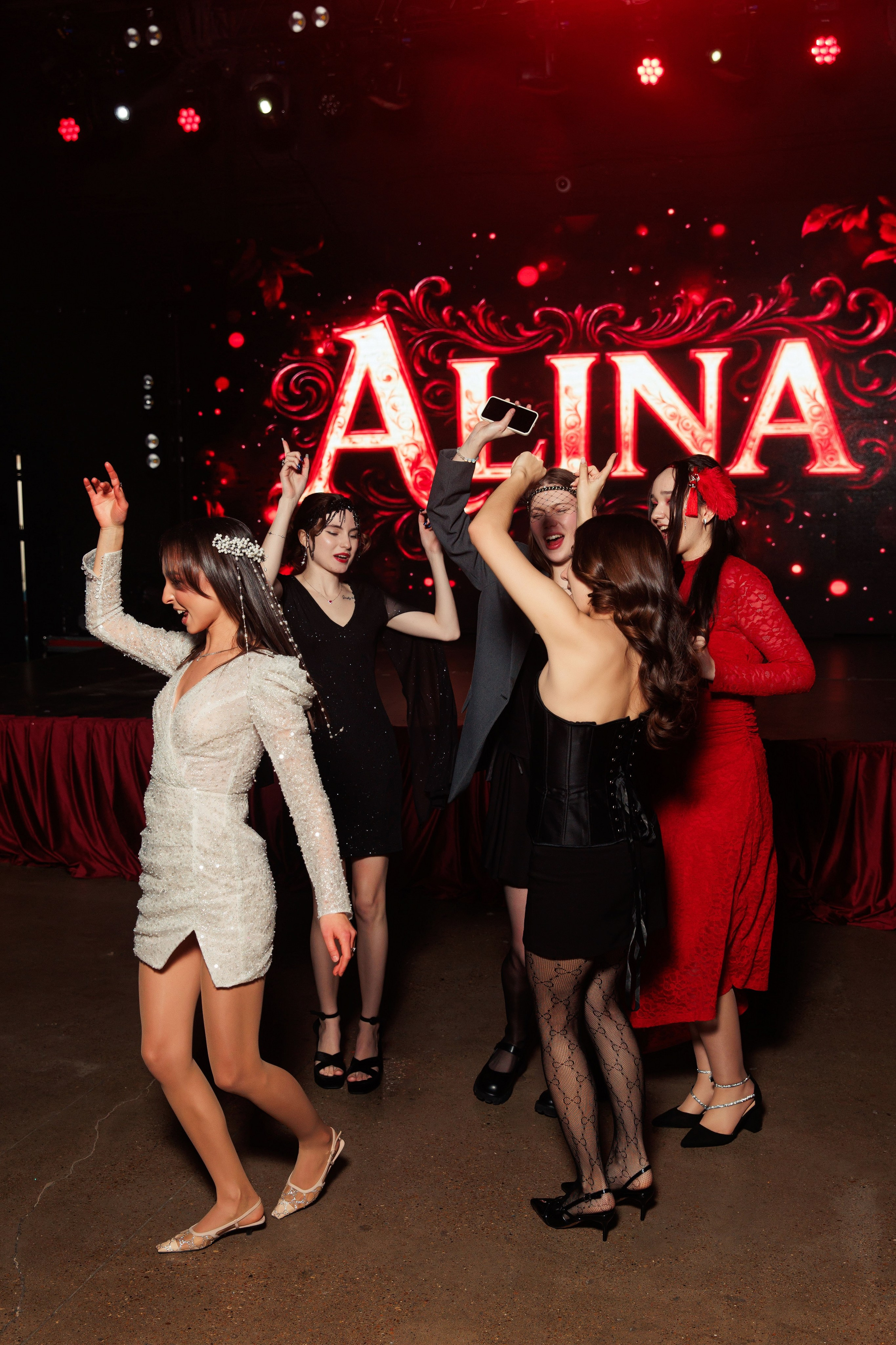 День Рождения в стиле Moulin Rouge. Репортажный и свадебный фотограф в Уфе Павел Кожевников