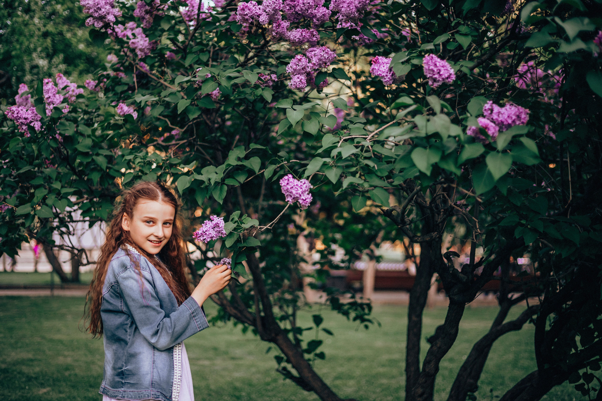 Авроре 9 лет. Прогулка с мамой. Семейный и детский фотограф в г. Новосибирске Макеева Анастасия
