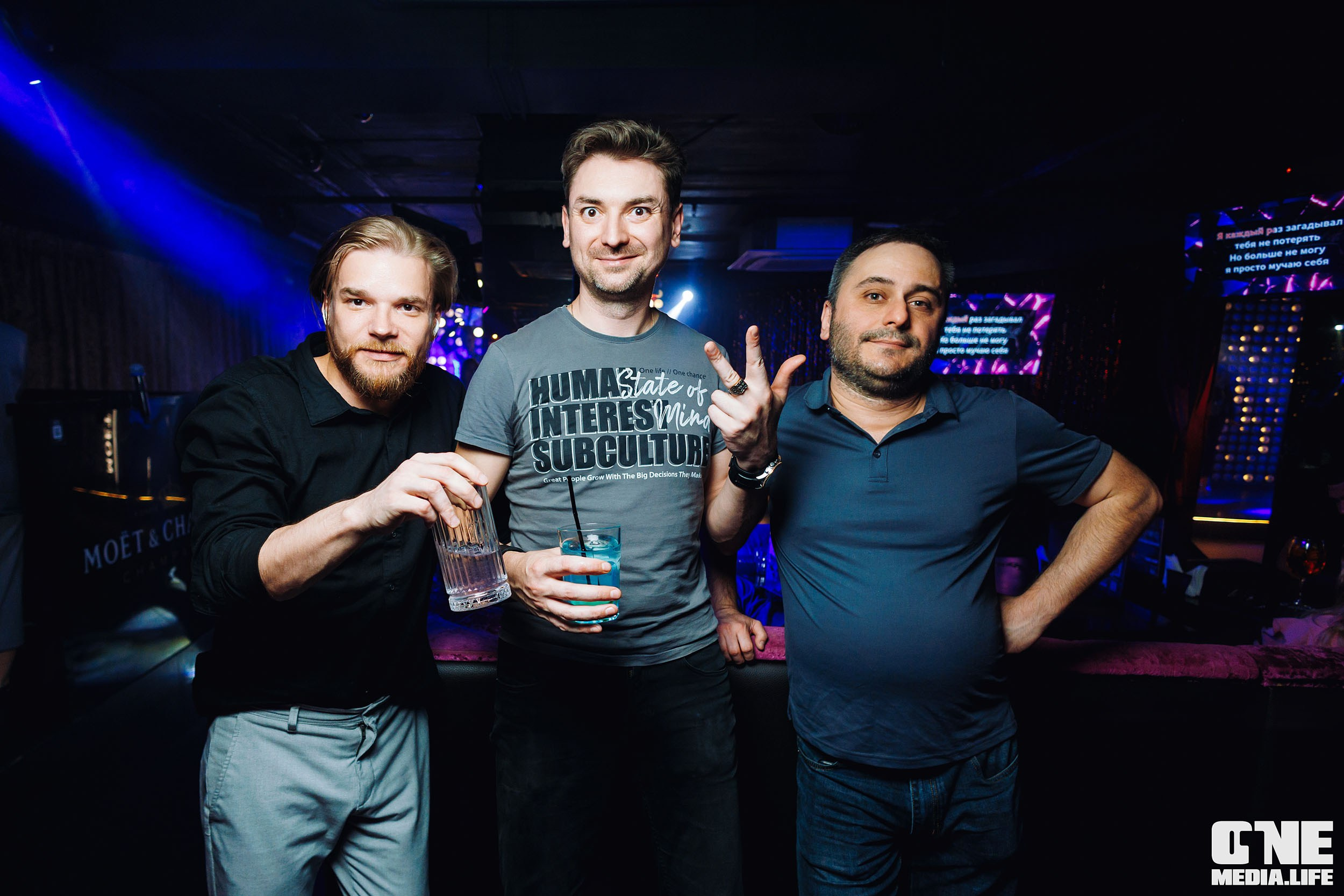 Фоторепортаж из караоке-клуба Эйфория. One Media Life: фоторепортажи, фотоотчеты с мероприятий и заведений