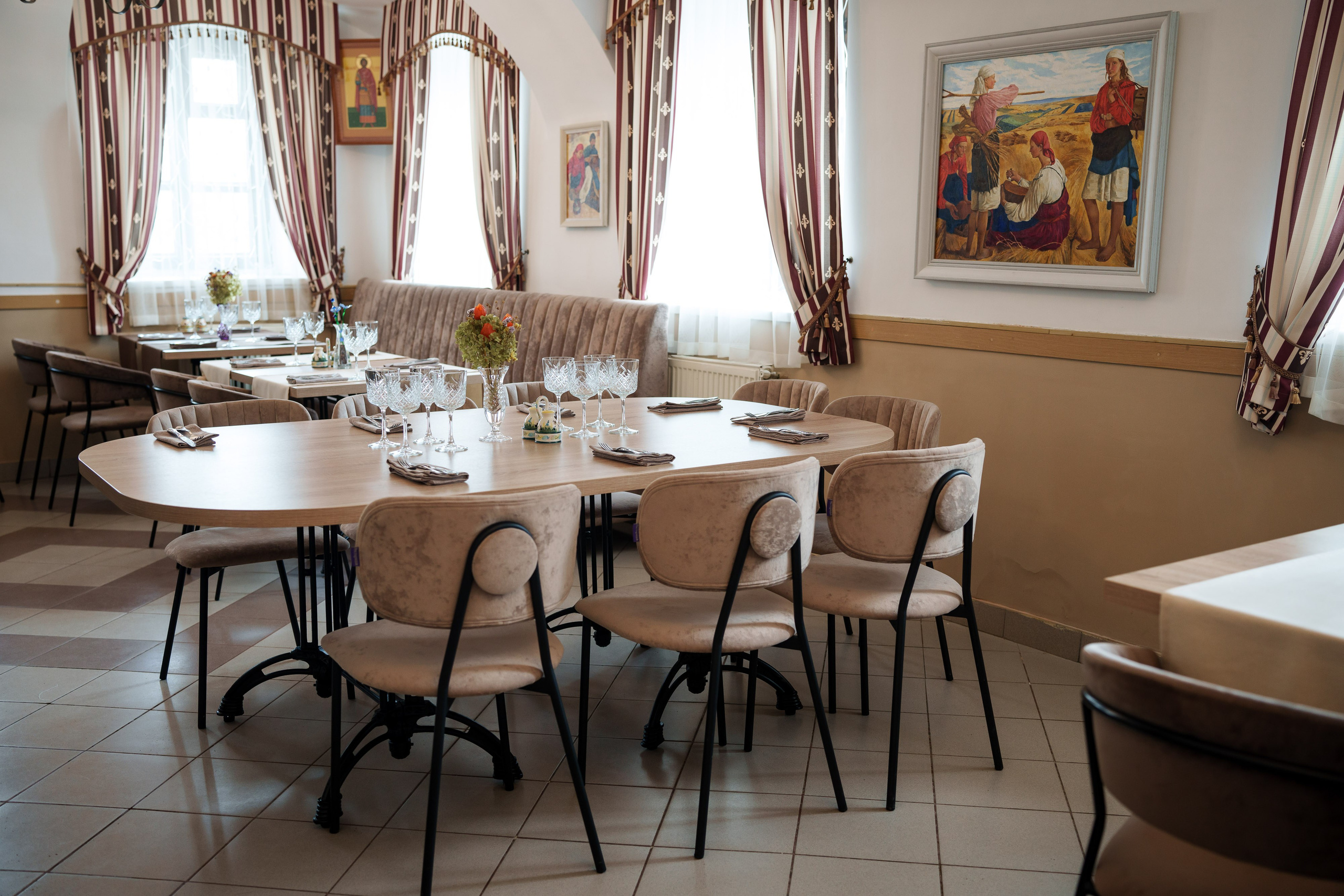 Рестораны Ростова Великого 2024. Репортажный фотограф Сергей Сажин г. Ярославль