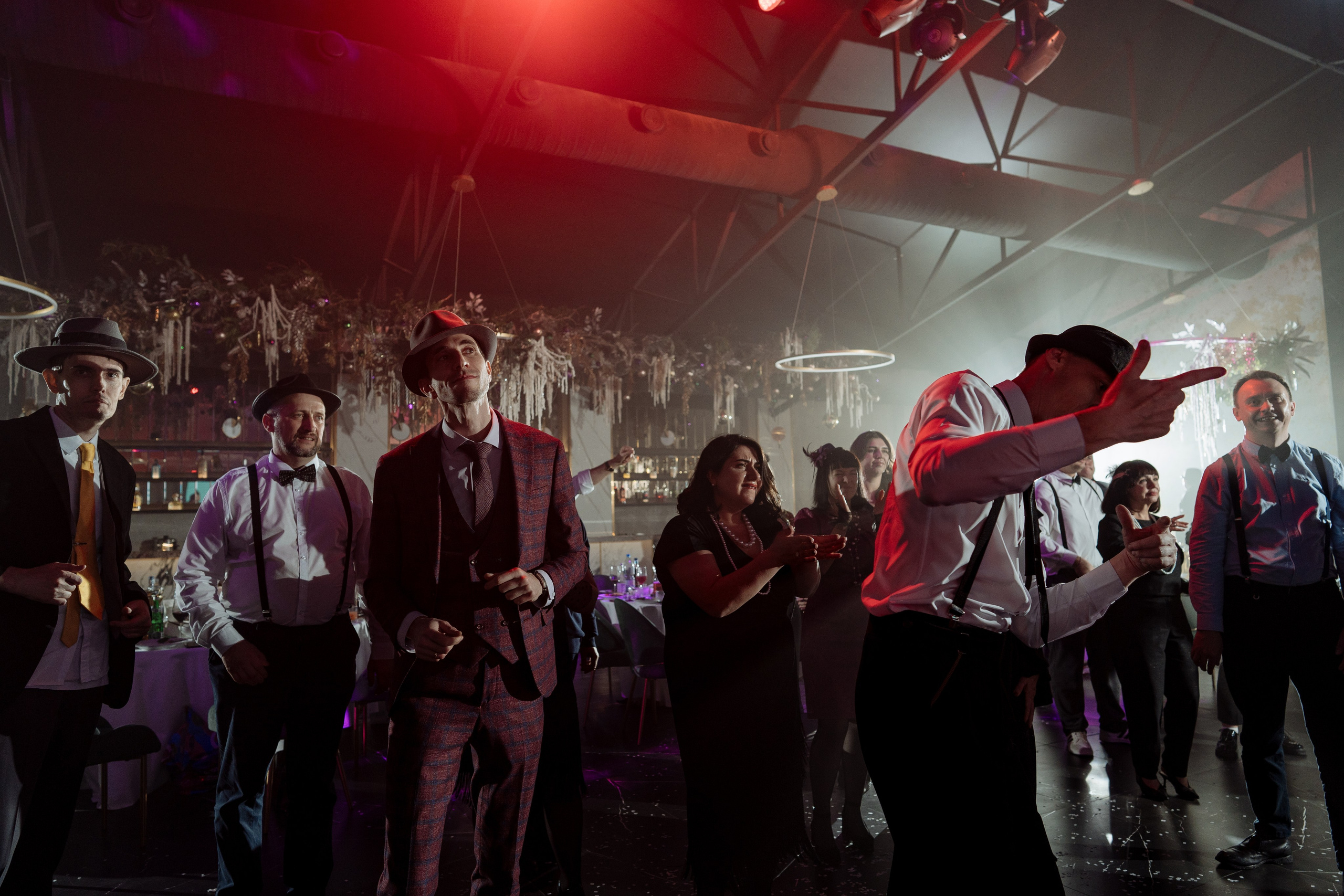 Альбион Тур