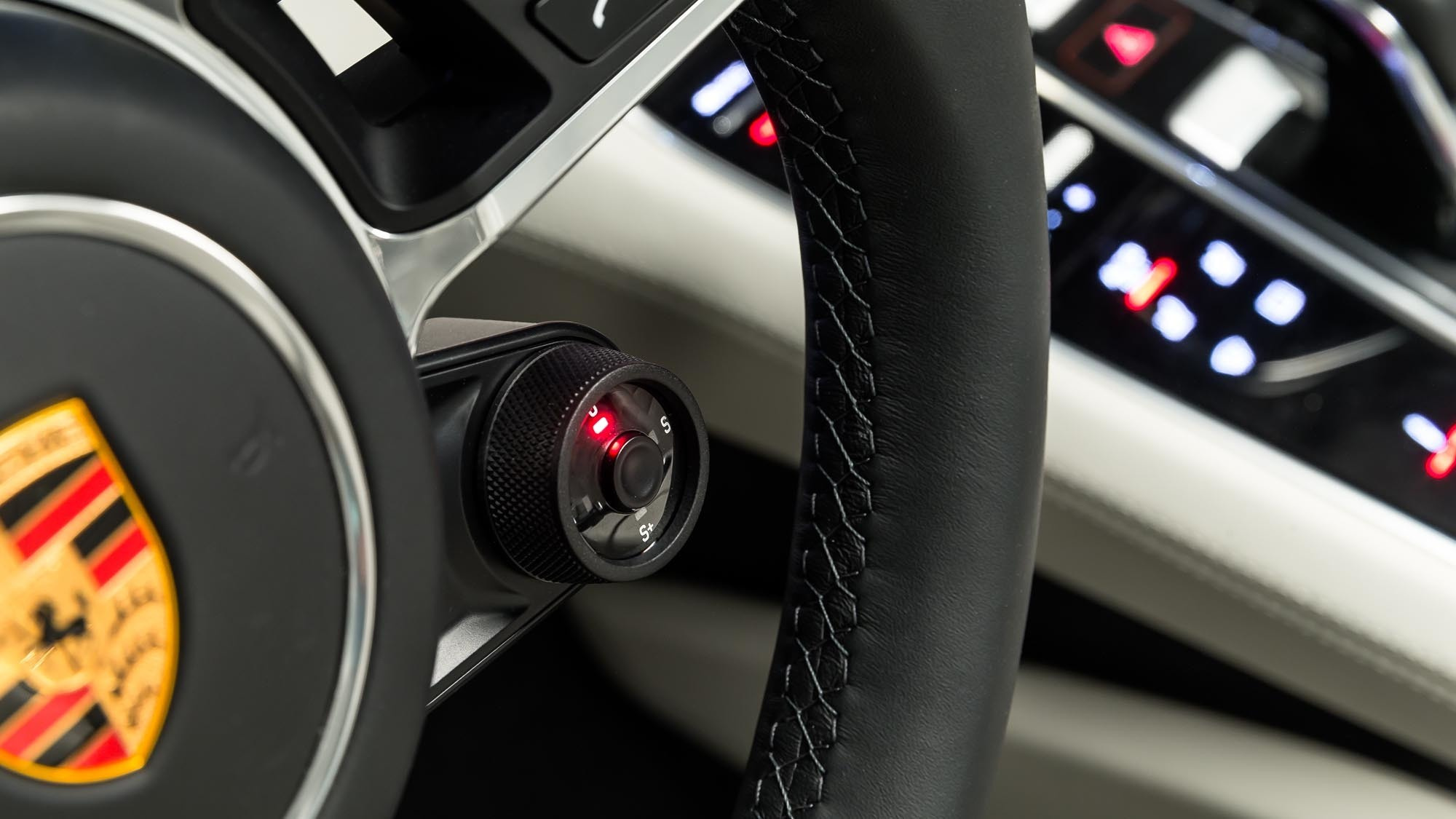 Porsche Panamera 4S. Фотограф Дмитрий Питерский