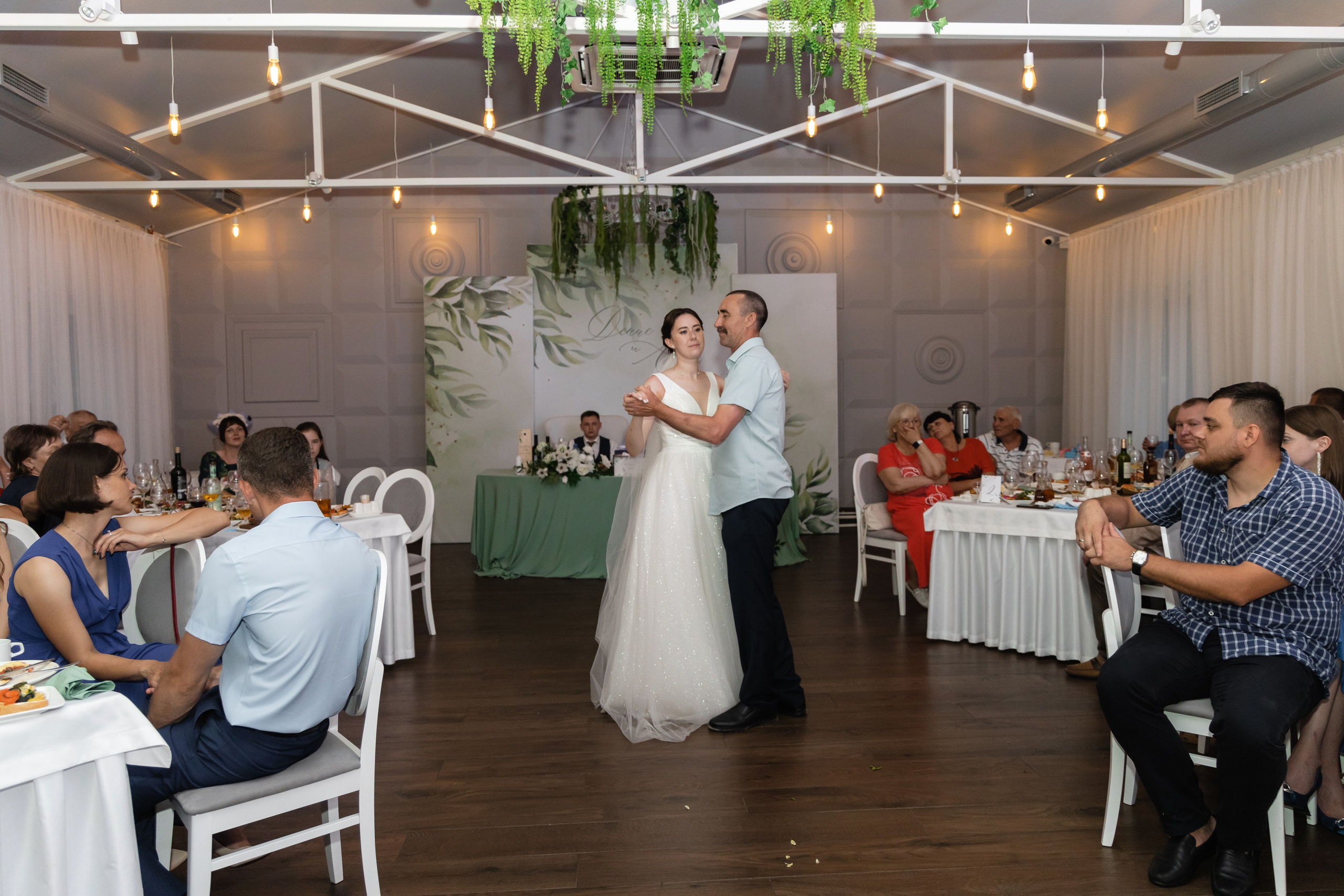 Алёна и Денис (полный день). Фотограф в Барнауле Юлия Садвокасова