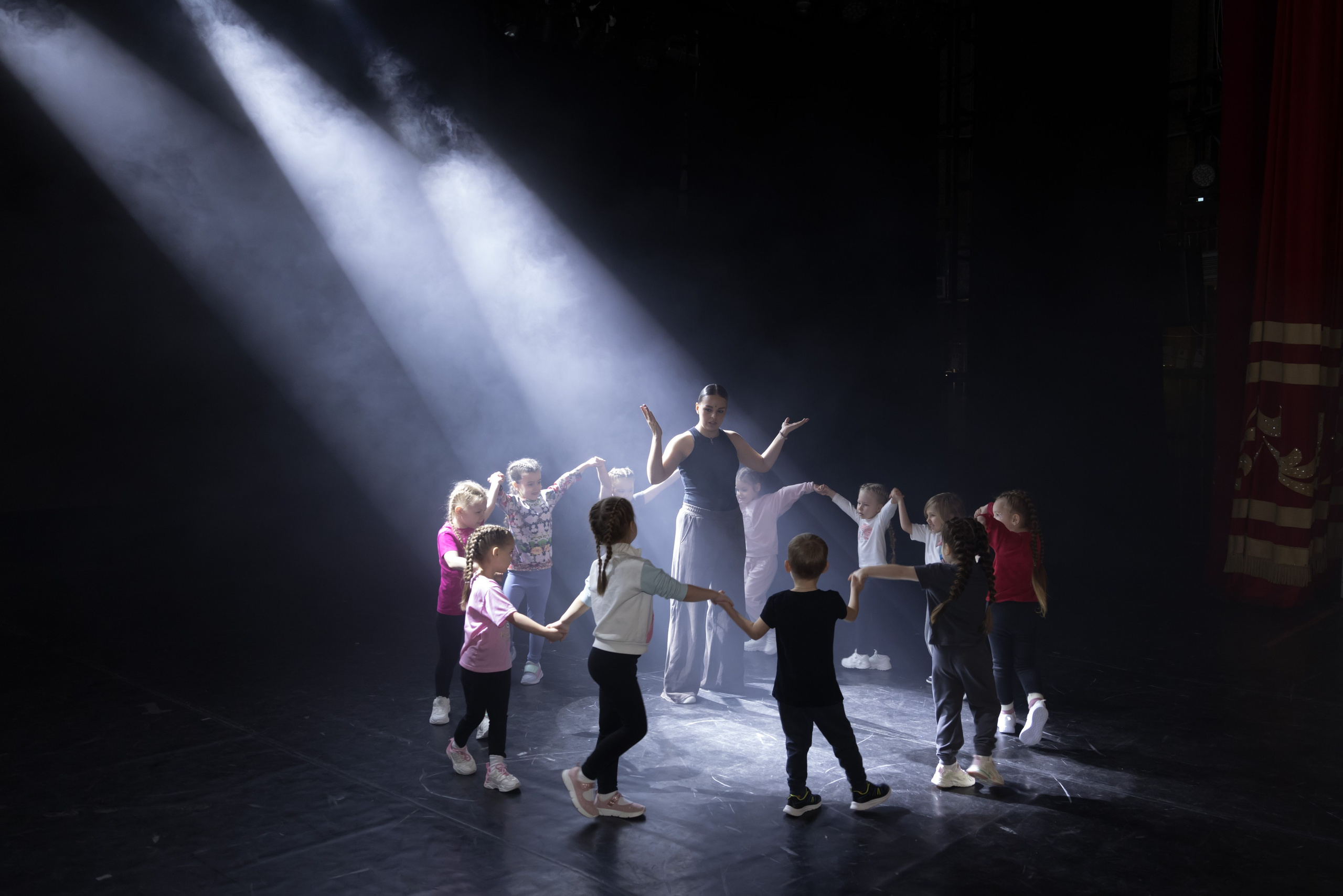 TODES Центр Краснодар Прогон Отчетного концерта Закулисье. Фотограф и Видеограф в Краснодаре Юлия Солодченко