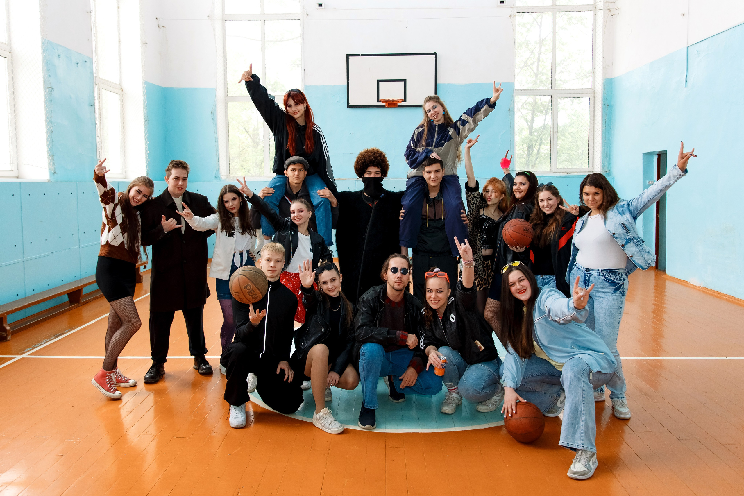 11 класс день не послушания в школе. Фотограф Любовь Корниенко, Примоский край