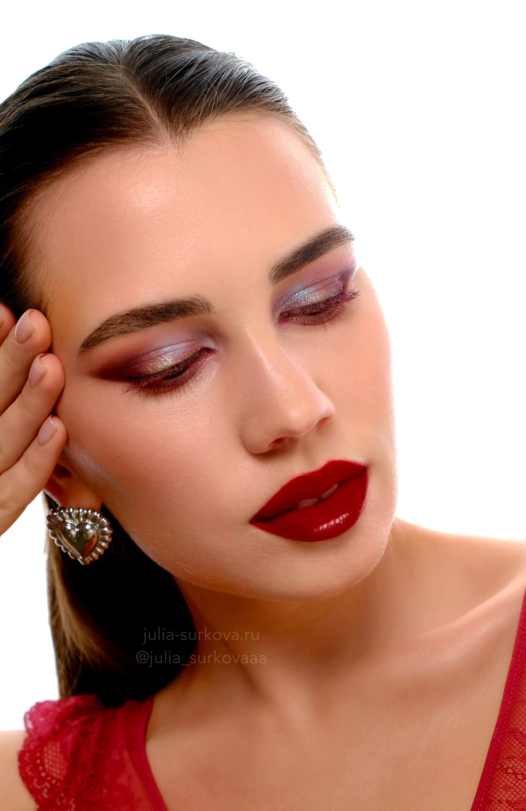 Арт — макияж в москве. СВАДЕБНЫЙ ВИЗАЖИСТ-СТИЛИСТ В МОСКВЕ ПРИЧЕСКИ МАКИЯЖ БРОВИ ВЫЕЗД