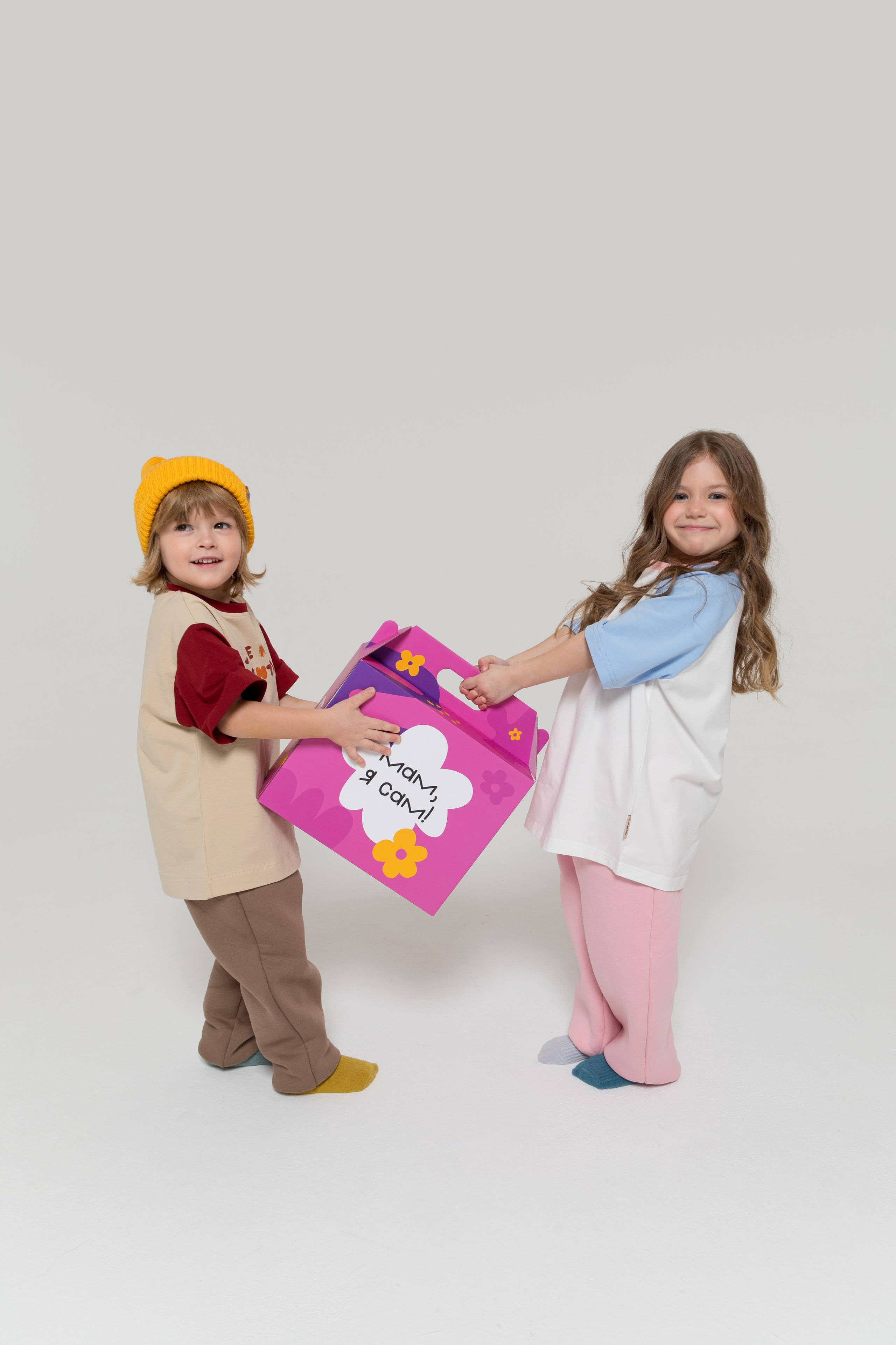 Имиджевая и каталожная съёмка для бренда детских пазлов. Детский и контент фотограф Надя Волкова Санкт-Петербург