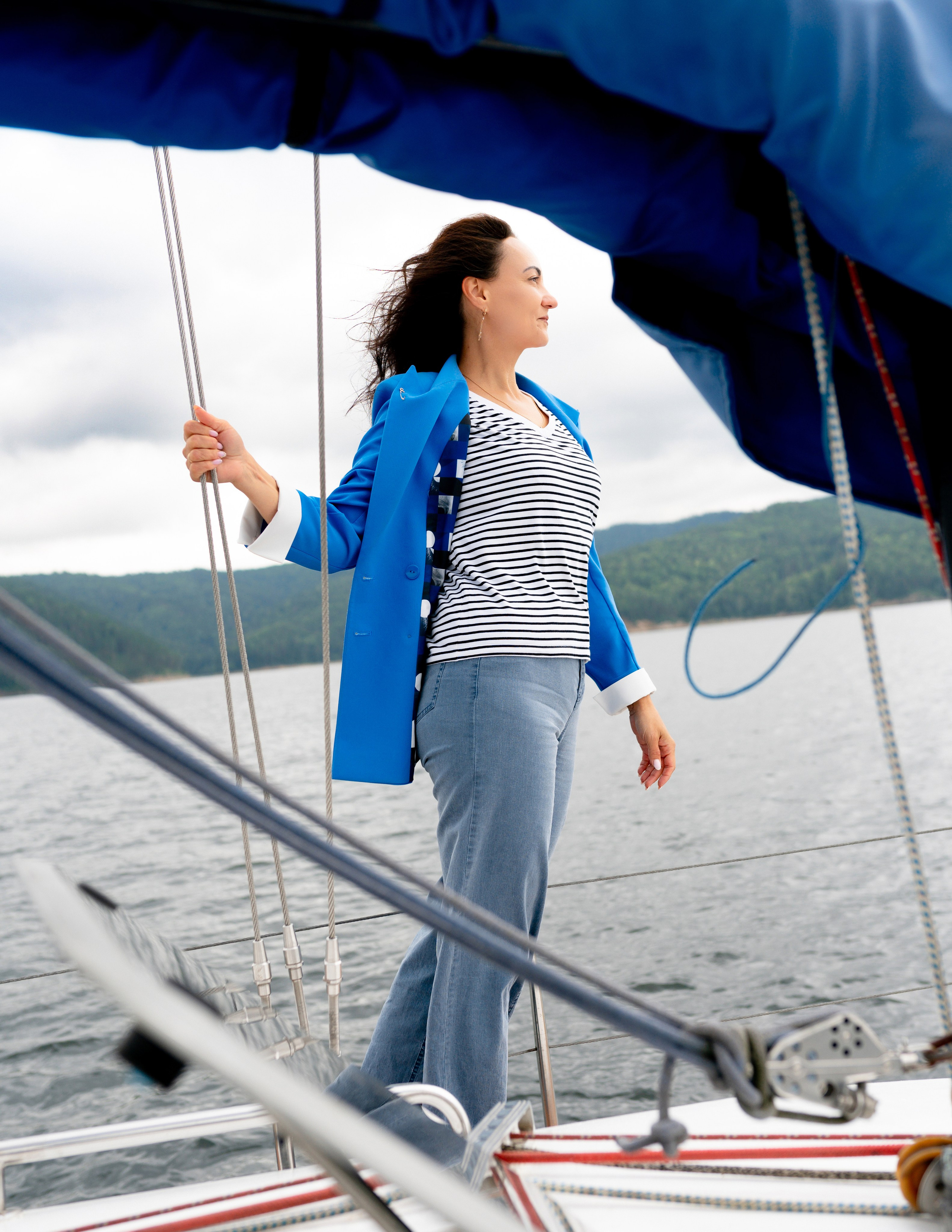 Фотосессия на природе на яхте. Фотограф Ким Наталья в Красноярске