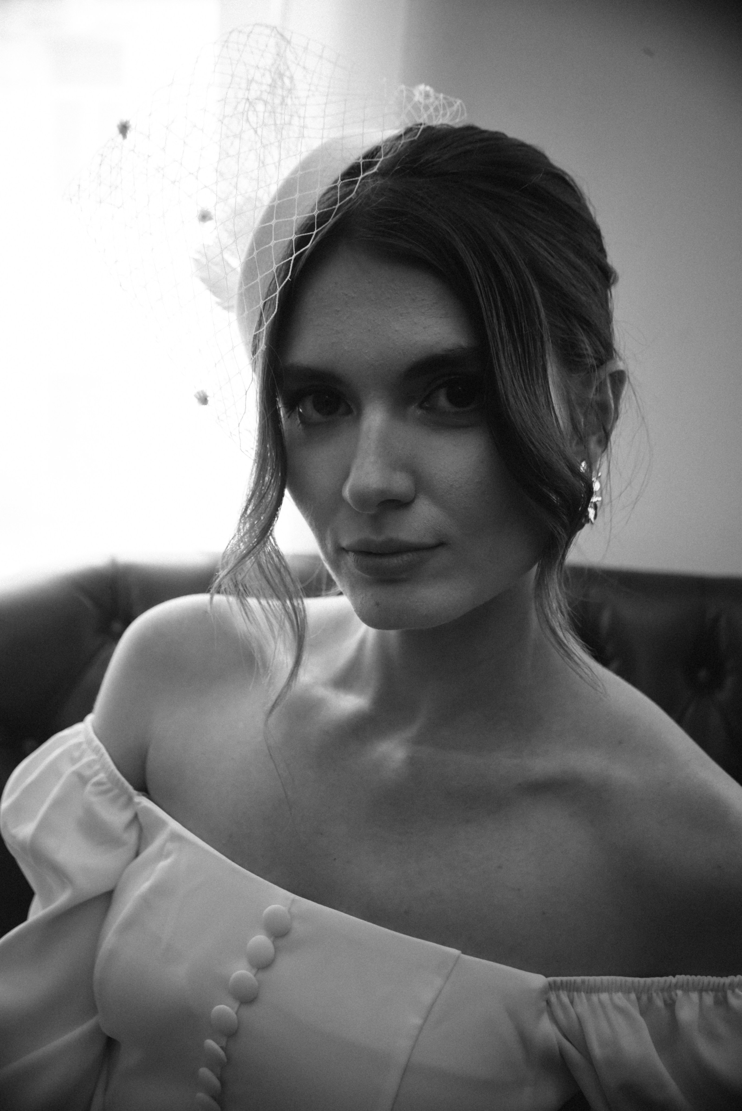 Егор и Виктория Грибоедовский ЗАГС и прогулка по городу. Фотограф Лола Волна, город Москва