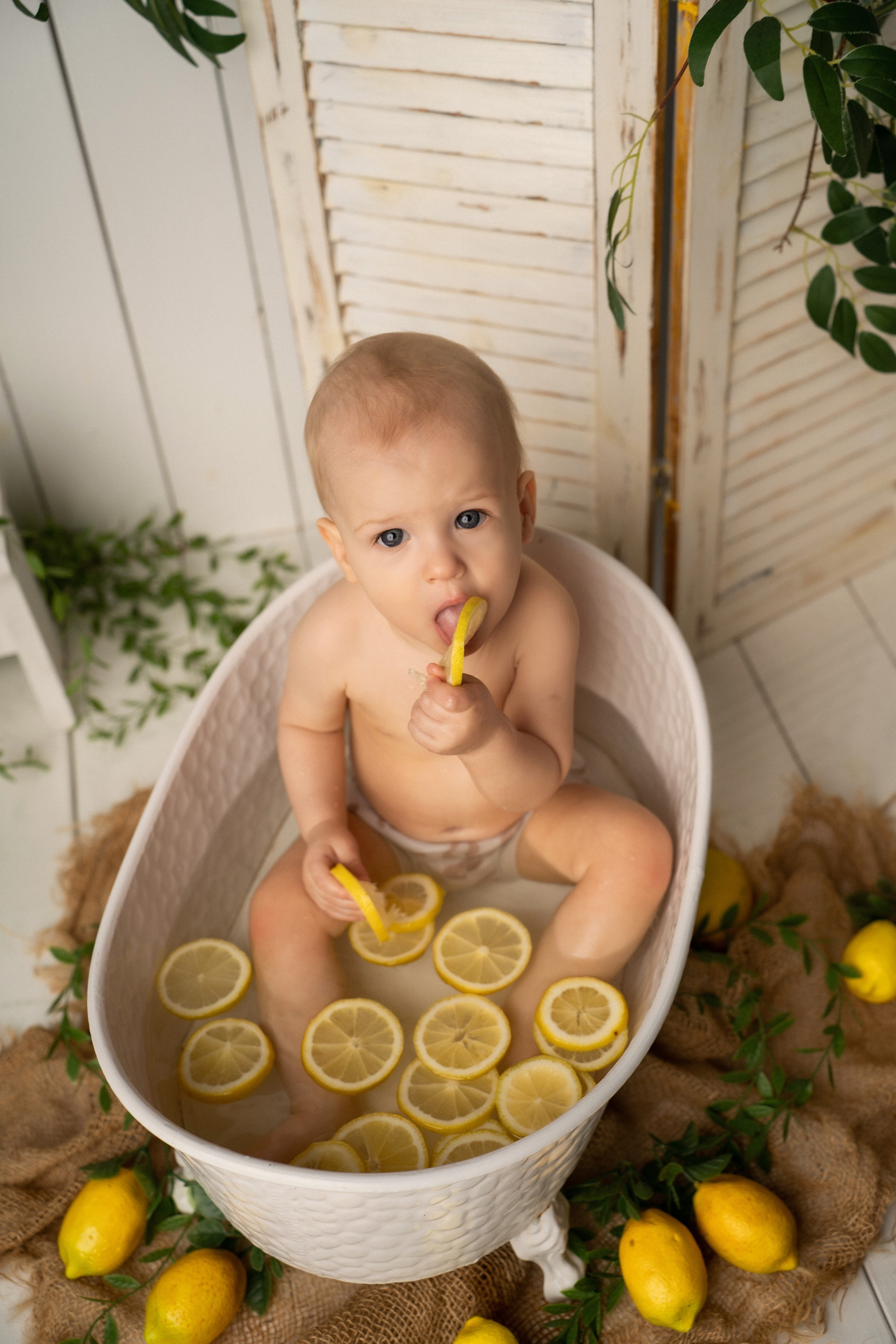 Мальчики. Детский и семейный фотограф. Фотограф новорожденный в Астрахани Марина