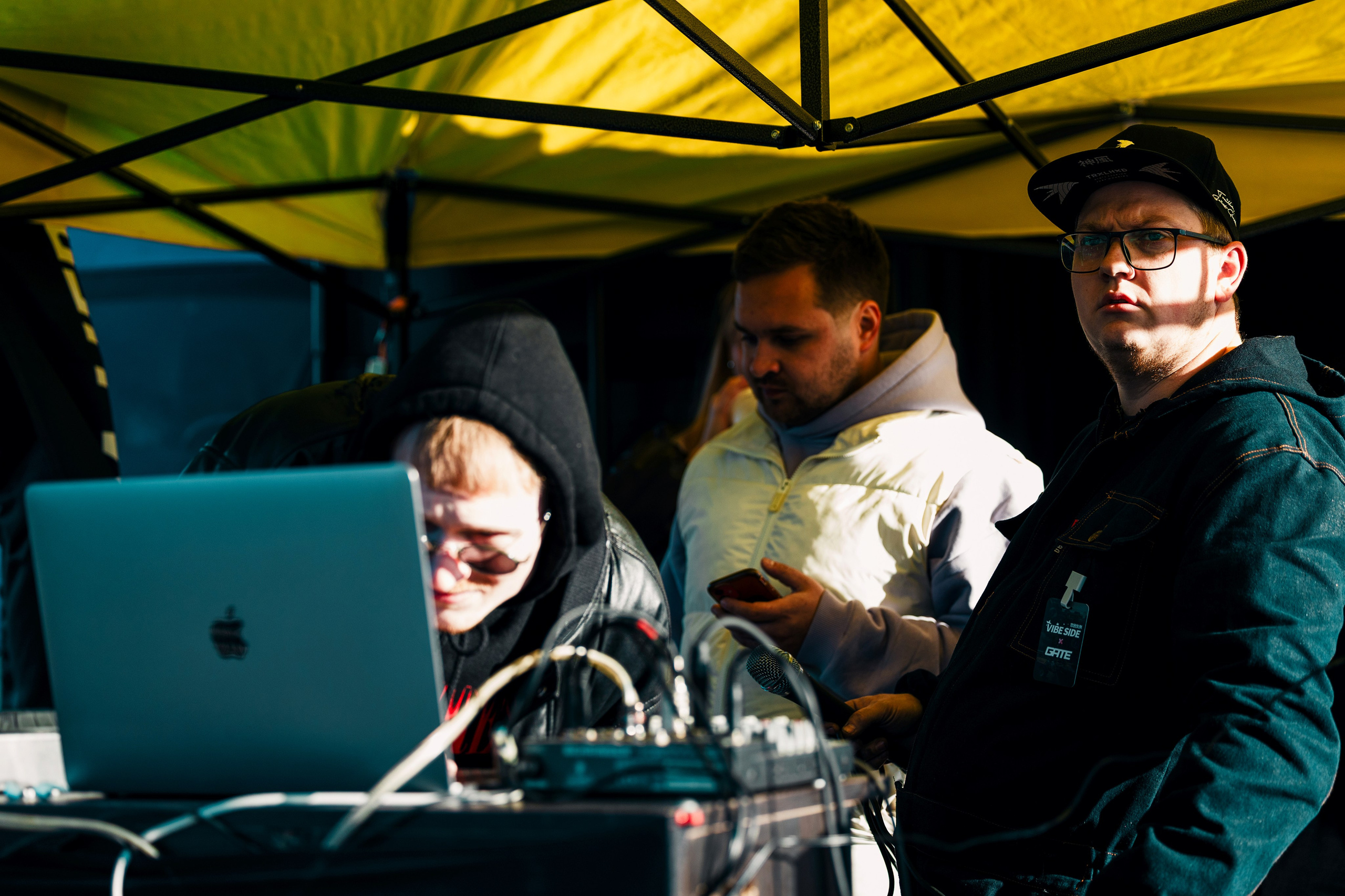 Фотографии закрытия сезона 2025 VibeSide — дрифт и автошоу у МЕГА Дыбенко, Санкт-Петербург