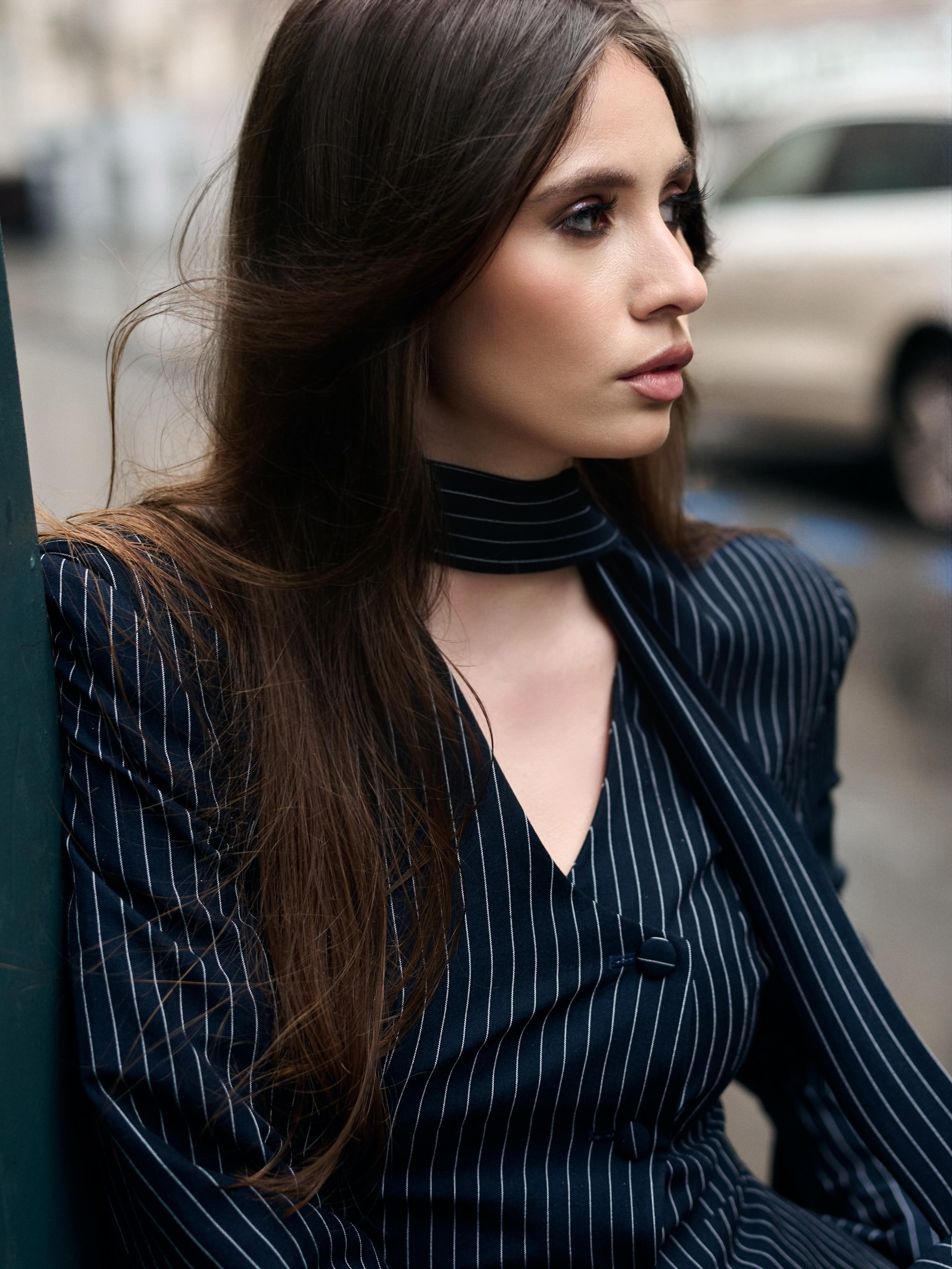 Индивидуальная женская фотосессия с искусственным светом