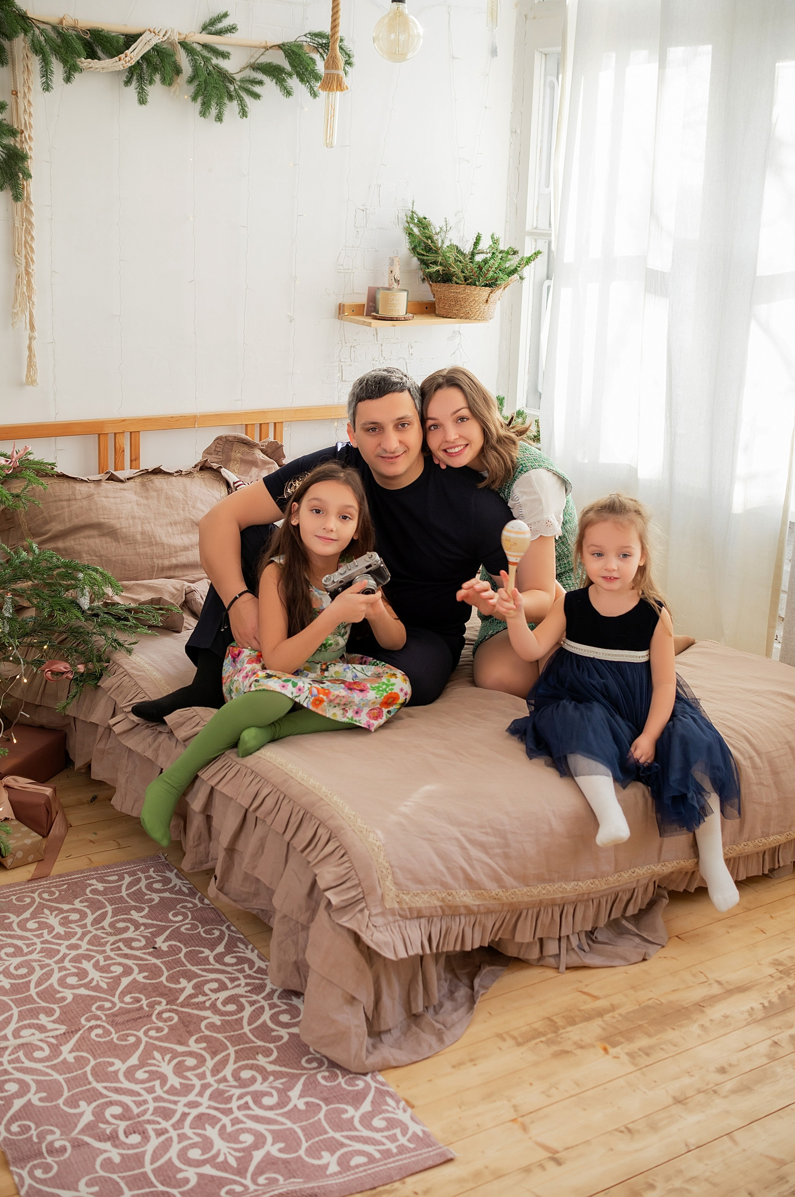 Новогодняя семейная фотосессия в Краснодаре 2023-2024. Фотограф новорожденных Краснодар Малышенко Надежда